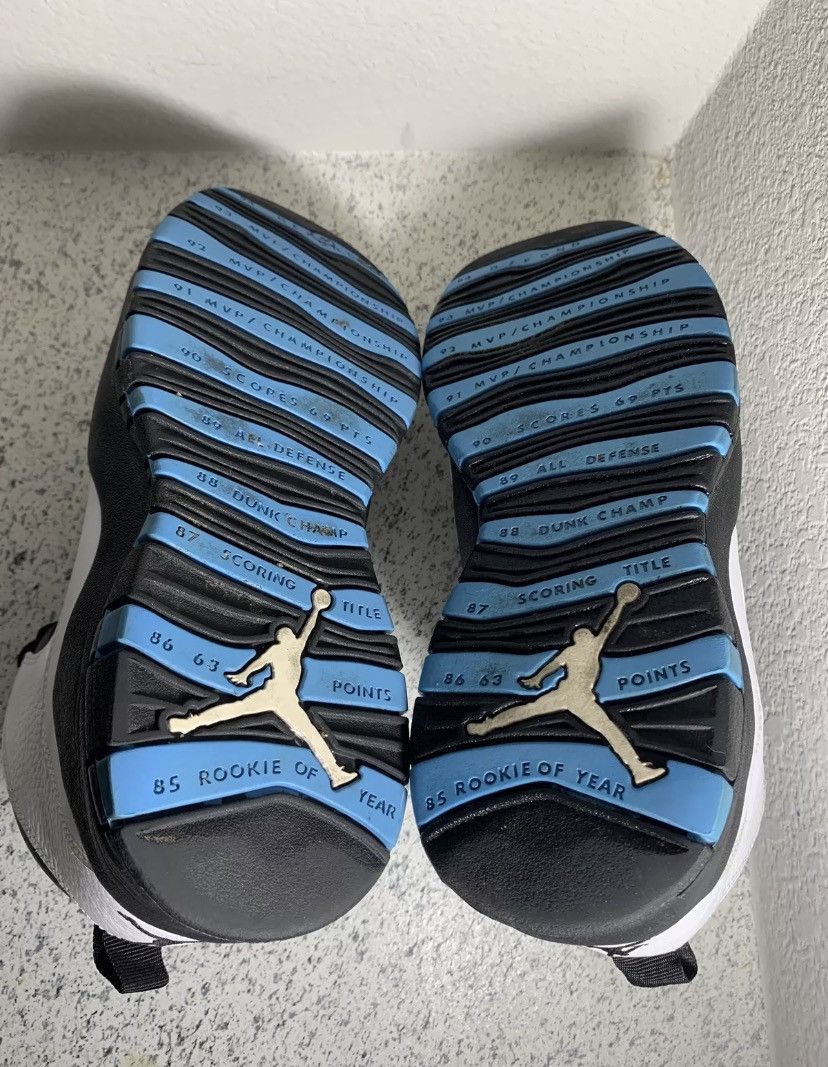Jordan Brand Air Jordan 10 Retro 2014 Powder Blue 2014 Size US 10 / EU 43 - 5 Thumbnail