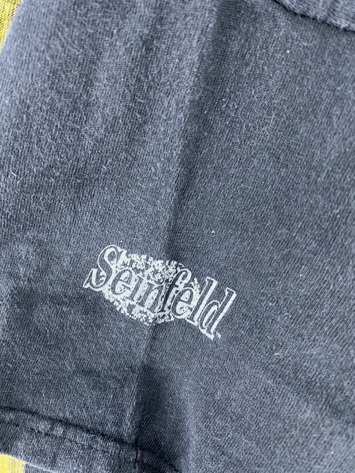 Vintage vintage 1997 seinfeld the kramer rare nice design t-shirts Size US XL / EU 56 / 4 - 6 Thumbnail