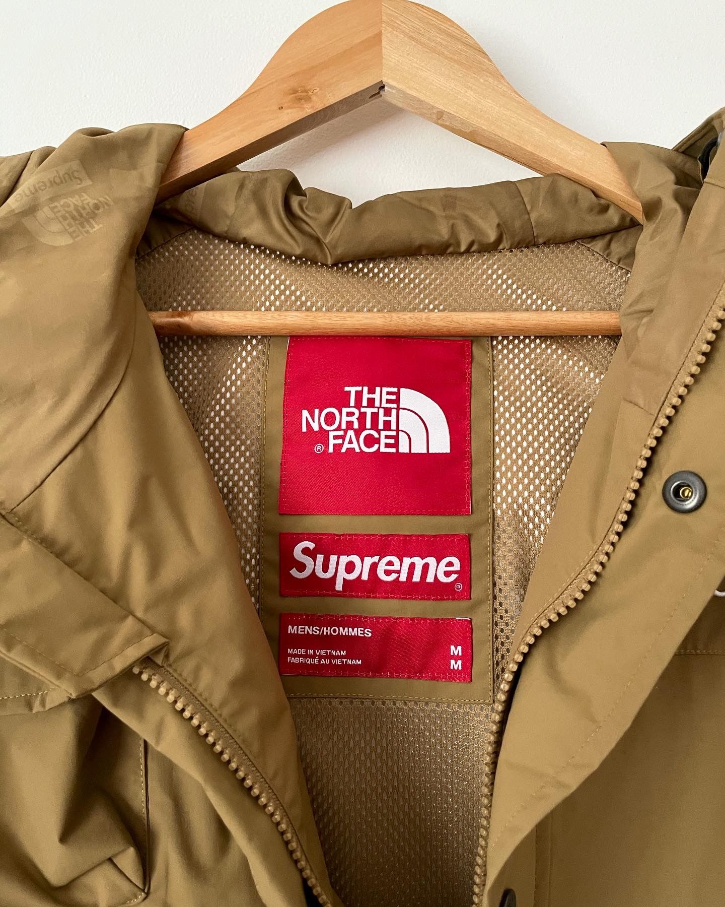 Supreme × The North Face Supreme X North Face Cargo Jacket