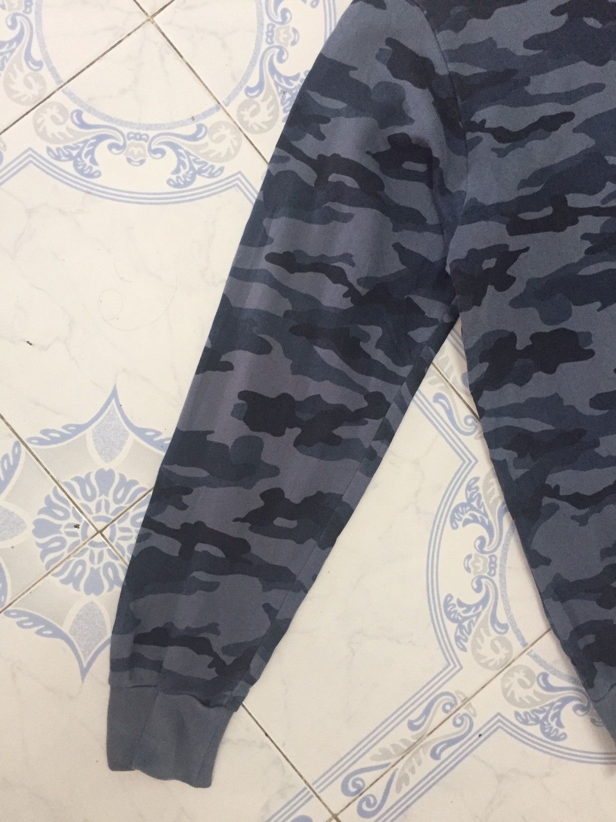 Divided × H&M Blue Camo Divided H&M Sweatshirt Size US L / EU 52-54 / 3 - 2 Thumbnail