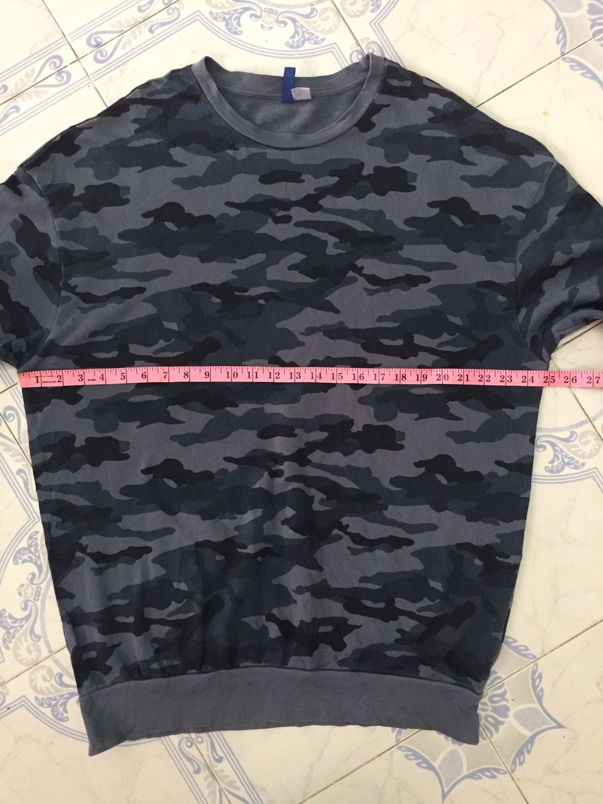 Divided × H&M Blue Camo Divided H&M Sweatshirt Size US L / EU 52-54 / 3 - 11 Thumbnail