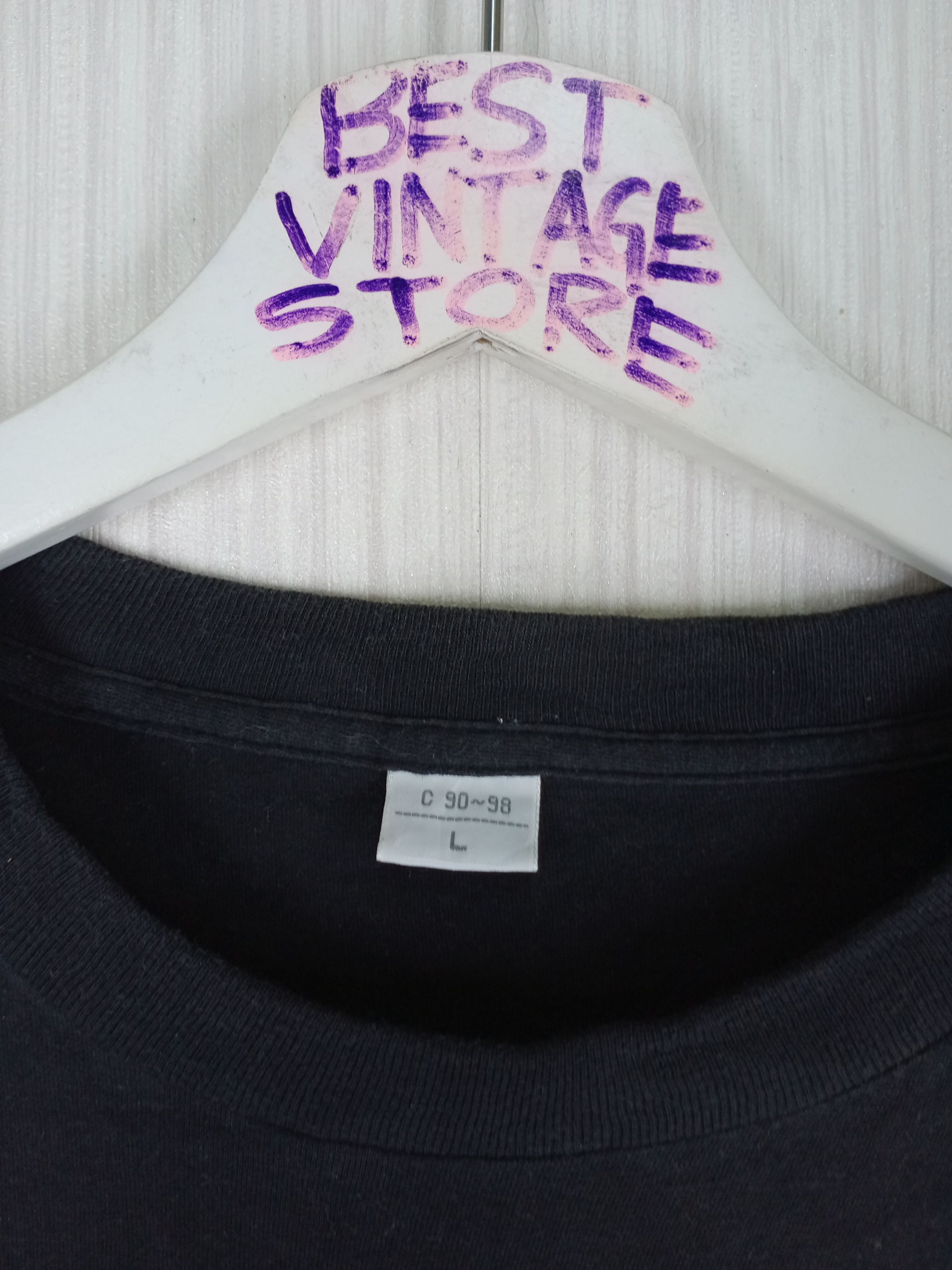 Vintage Rare Vintage 12 Monkeys The Future Is History Movie Tshirt Size US L / EU 52-54 / 3 - 4 Thumbnail