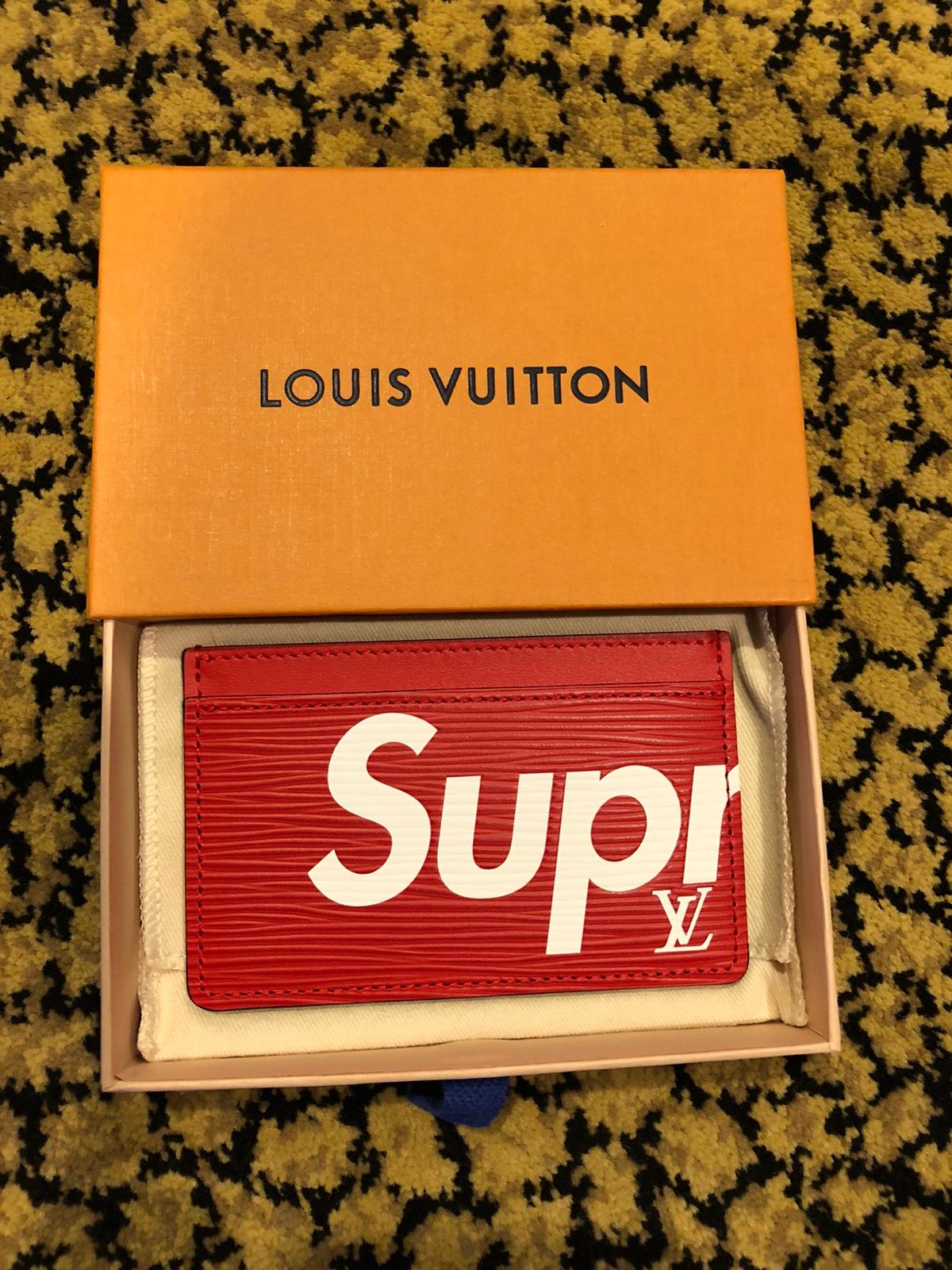 Louis Vuitton Supreme Cardholder