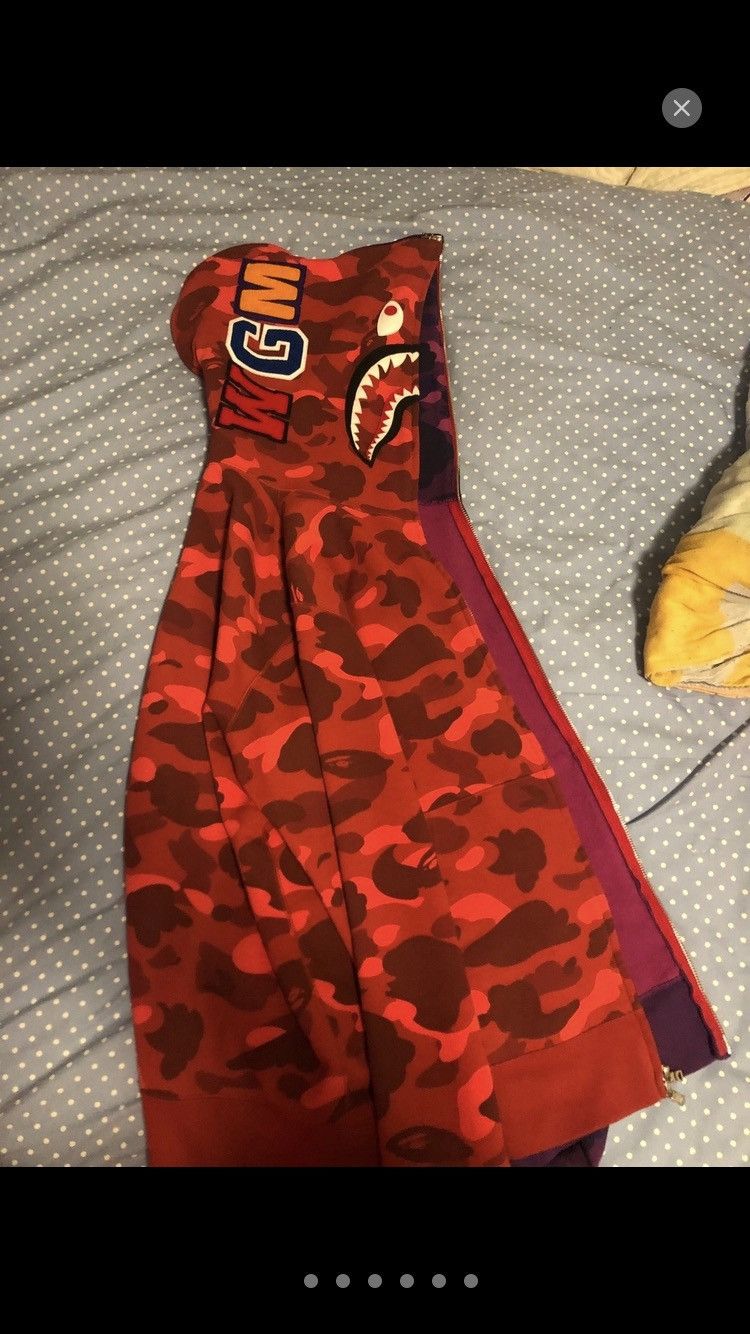 Bape Purple/red camo Bape shark hoodie Size US XXL / EU 58 / 5 - 1 Thumbnail