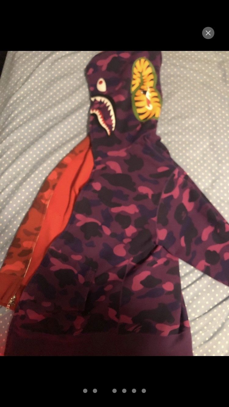 Bape Purple/red camo Bape shark hoodie Size US XXL / EU 58 / 5 - 3 Thumbnail