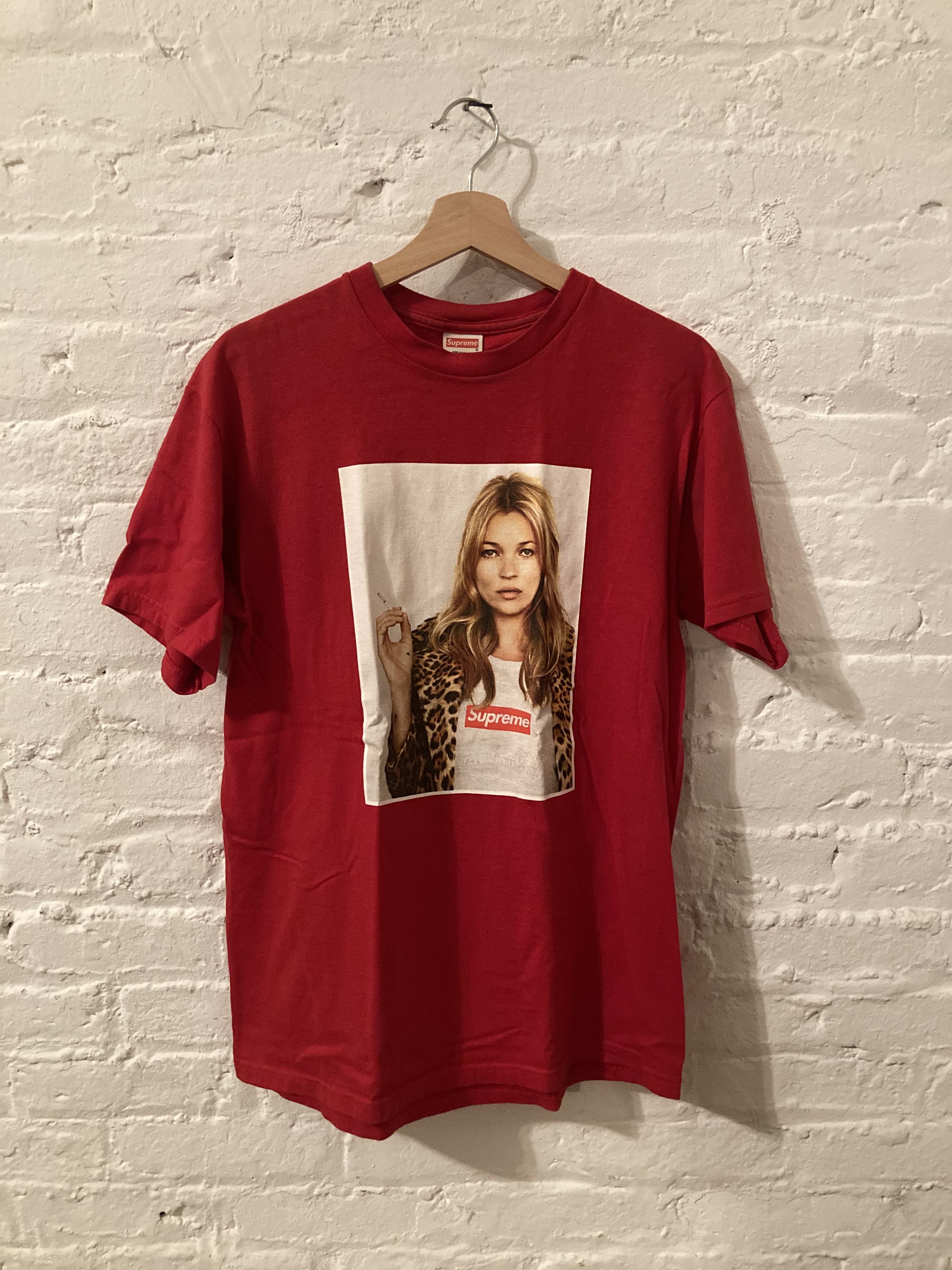 Vintage 2004 Supreme cheapest Kate Moss Tshirt DS sz L