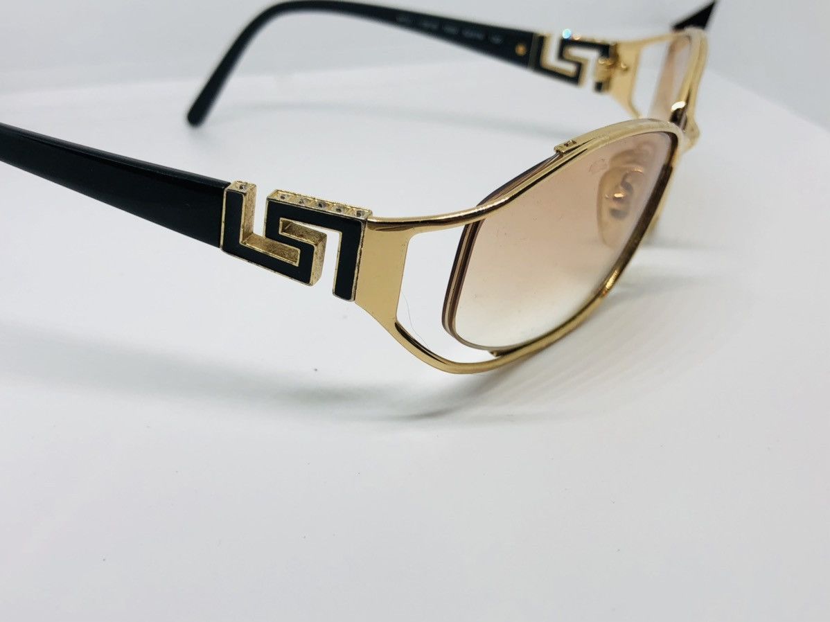 Versace VINTAGE Versace sunglasses Size ONE SIZE - 1 Thumbnail