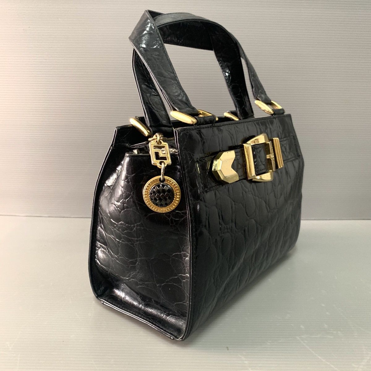 Versace Gianni Versace Crocs Leather Handbag Size ONE SIZE - 3 Thumbnail