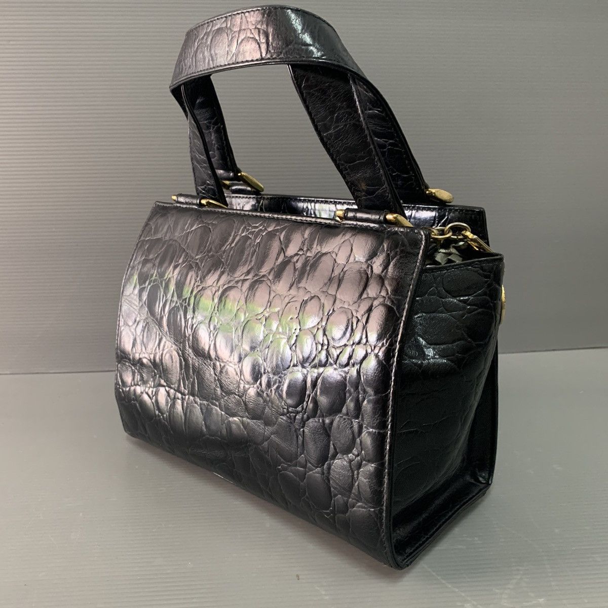 Versace Gianni Versace Crocs Leather Handbag Size ONE SIZE - 4 Thumbnail