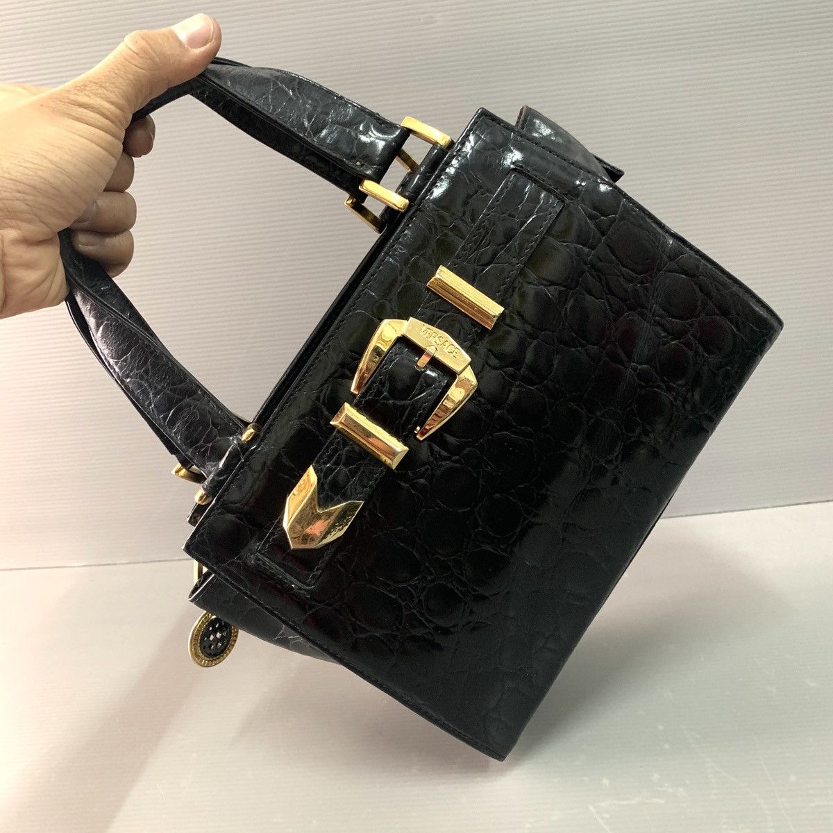 Versace Gianni Versace Crocs Leather Handbag Size ONE SIZE - 2 Thumbnail