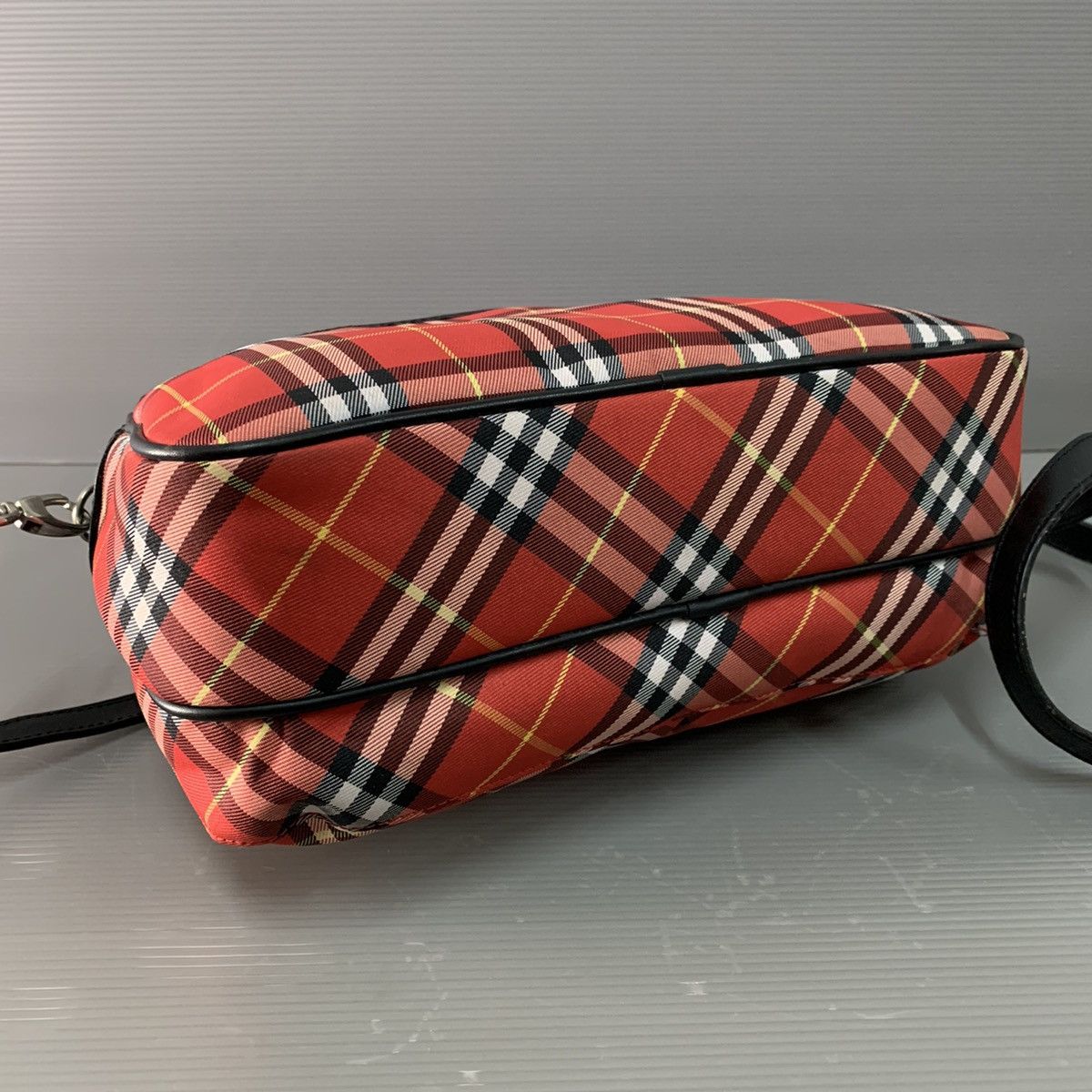 Burberry Burberry Blue Label 2way Bag Size ONE SIZE - 6 Thumbnail