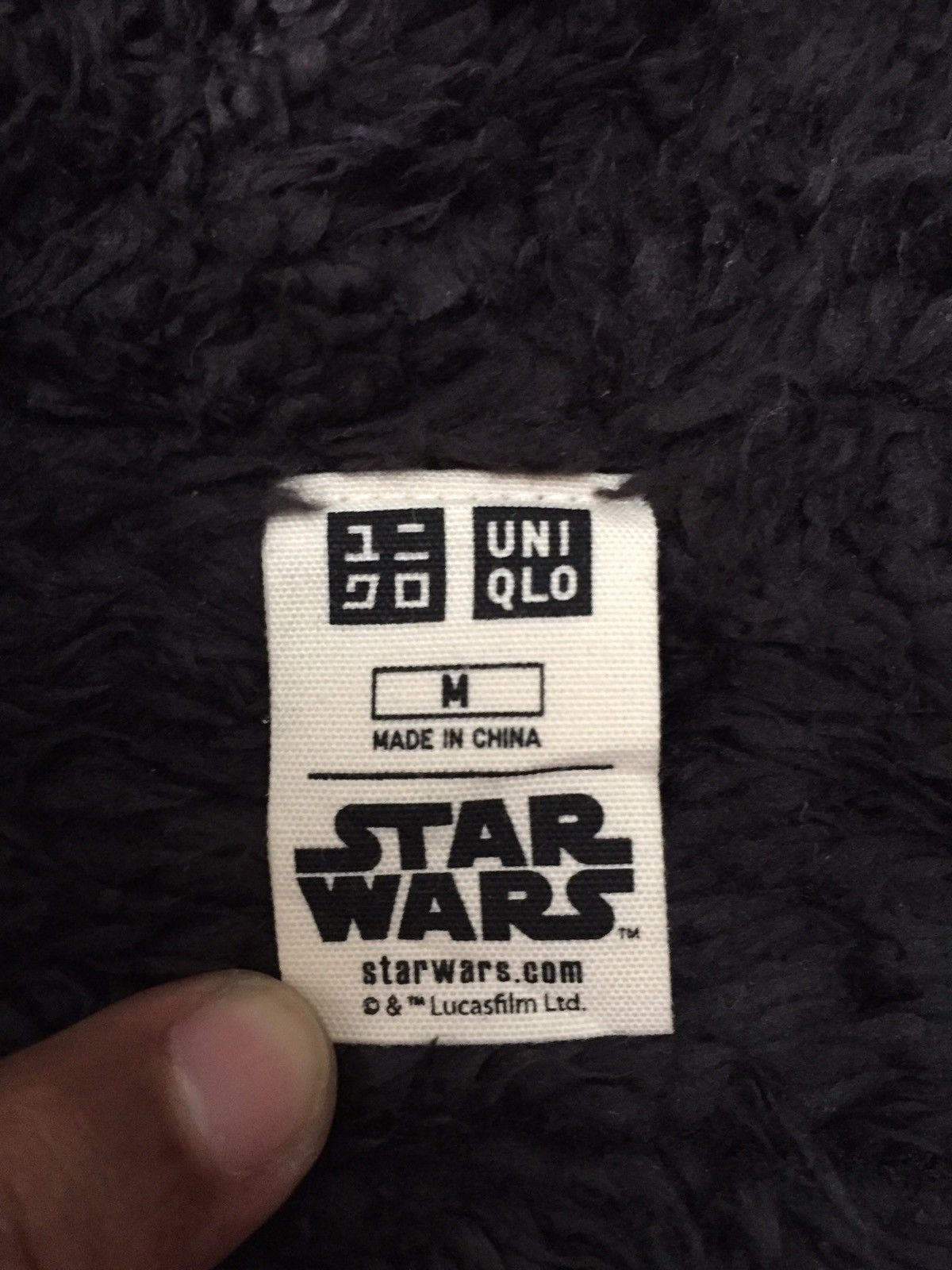 Uniqlo Fullprint Star Wars Uniqlo Sweater Hoodie Inner Fleece Size US M / EU 48-50 / 2 - 17 Thumbnail
