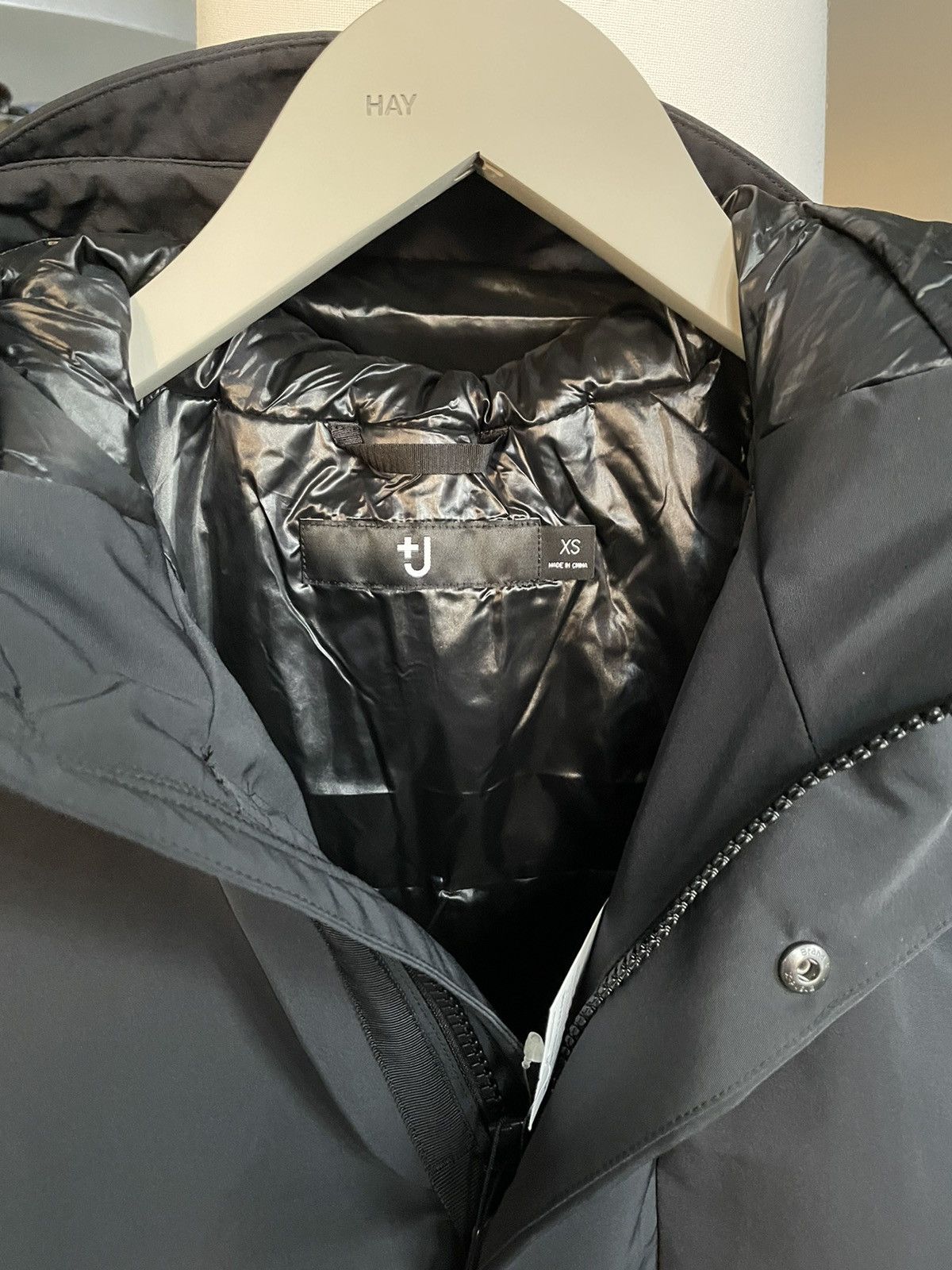 Jil Sander × Uniqlo J+ Hybrid Down Oversized Parka in Dark
