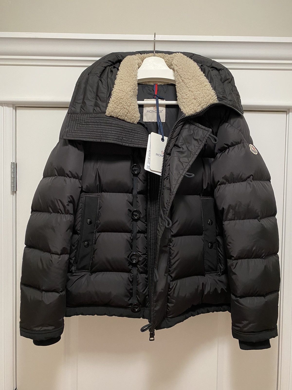 Moncler Moncler AW19 Pyrenees Shearling Collar Parka - Sz 2 | Grailed