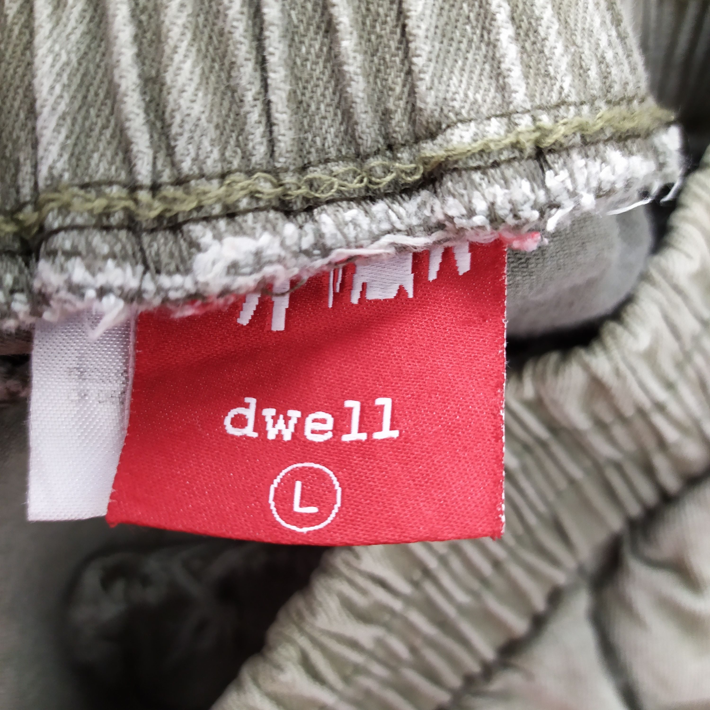 Japanese Brand DWELL SPRING WAIST DOUBLE KNEE CARGO PANTS Size US 26 / EU 42 - 13 Thumbnail