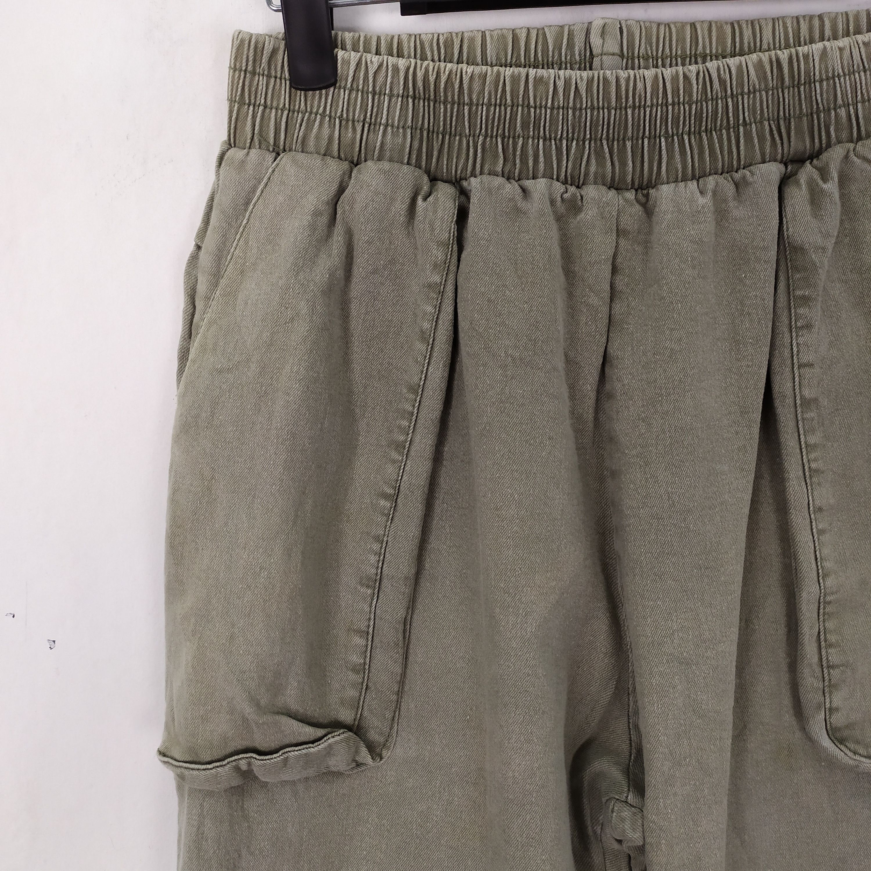 Japanese Brand DWELL SPRING WAIST DOUBLE KNEE CARGO PANTS Size US 26 / EU 42 - 6 Thumbnail