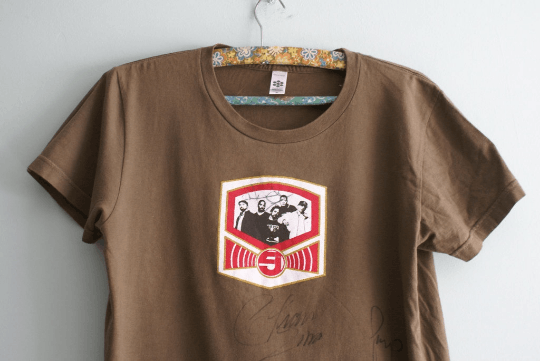 Band Tees Jurassic 5 Autographed shirt, Rare Jurassic 5 shirt, Size US XXS / EU 40 - 3 Thumbnail