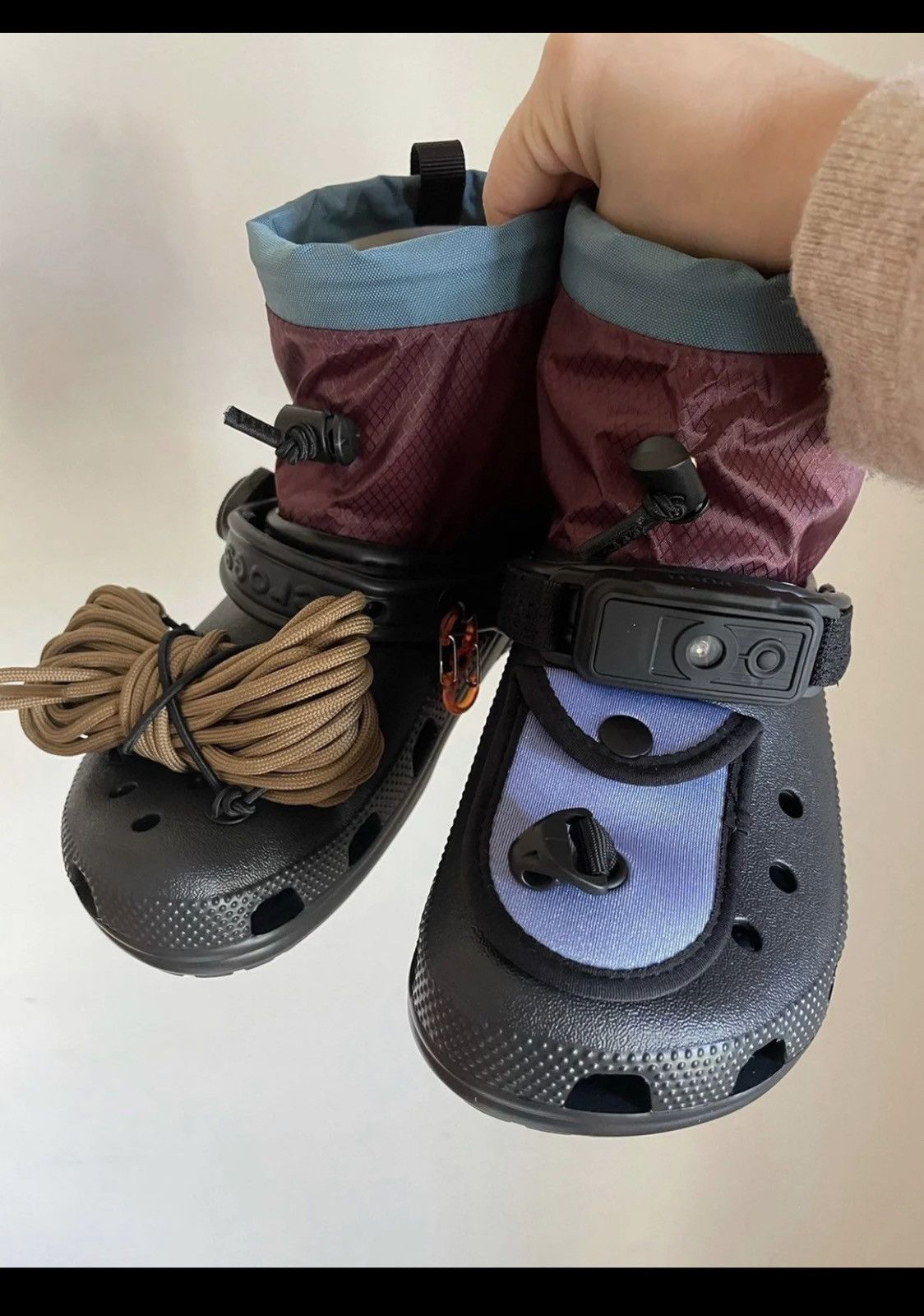 SIZE 4 CROCS x NICOLE MCLAUGHLIN