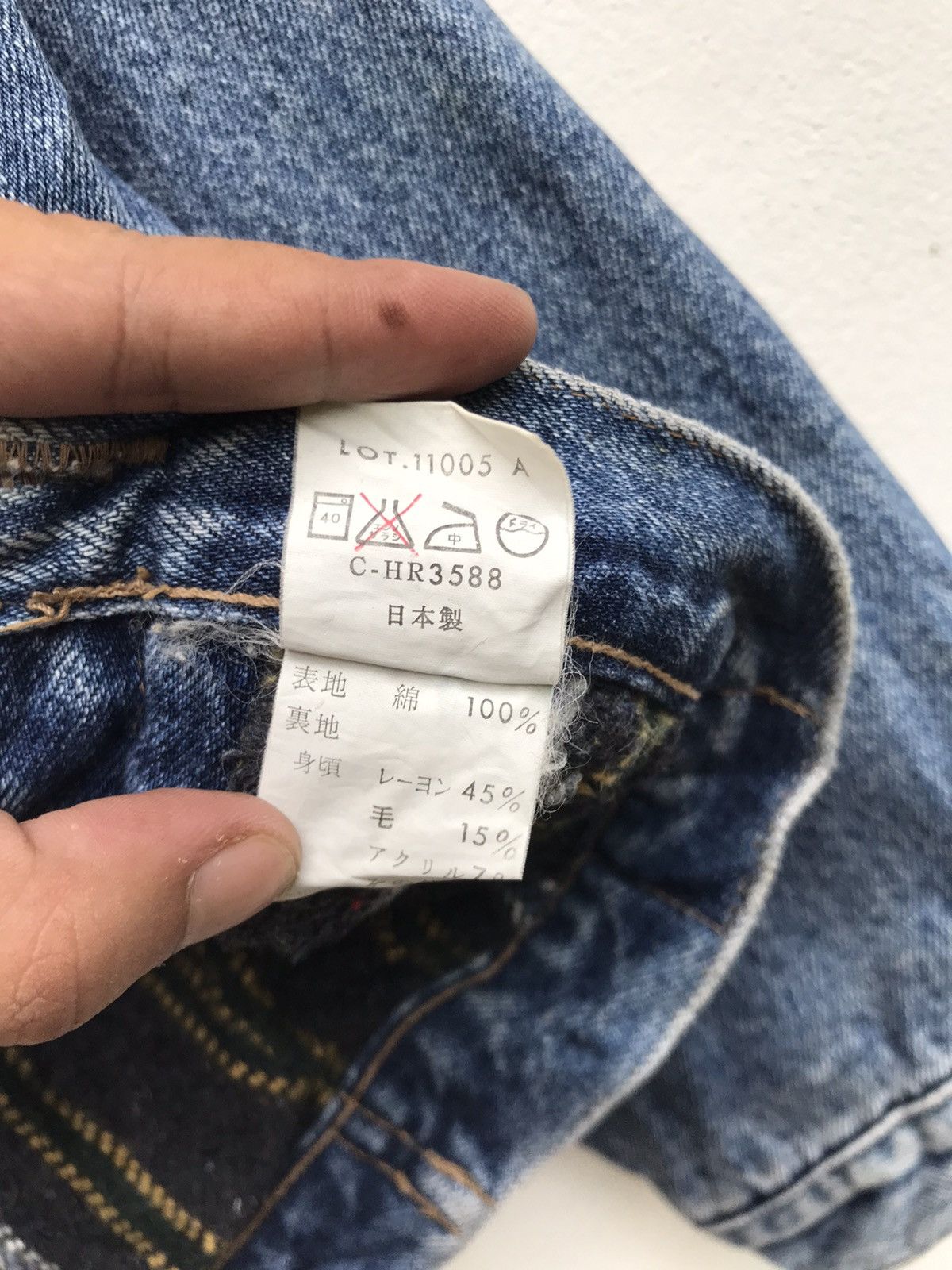 Japanese Brand × Vintage Vintage The New Classic Western Blanket Trucker Denim Jacket Size US L / EU 52-54 / 3 - 20 Thumbnail