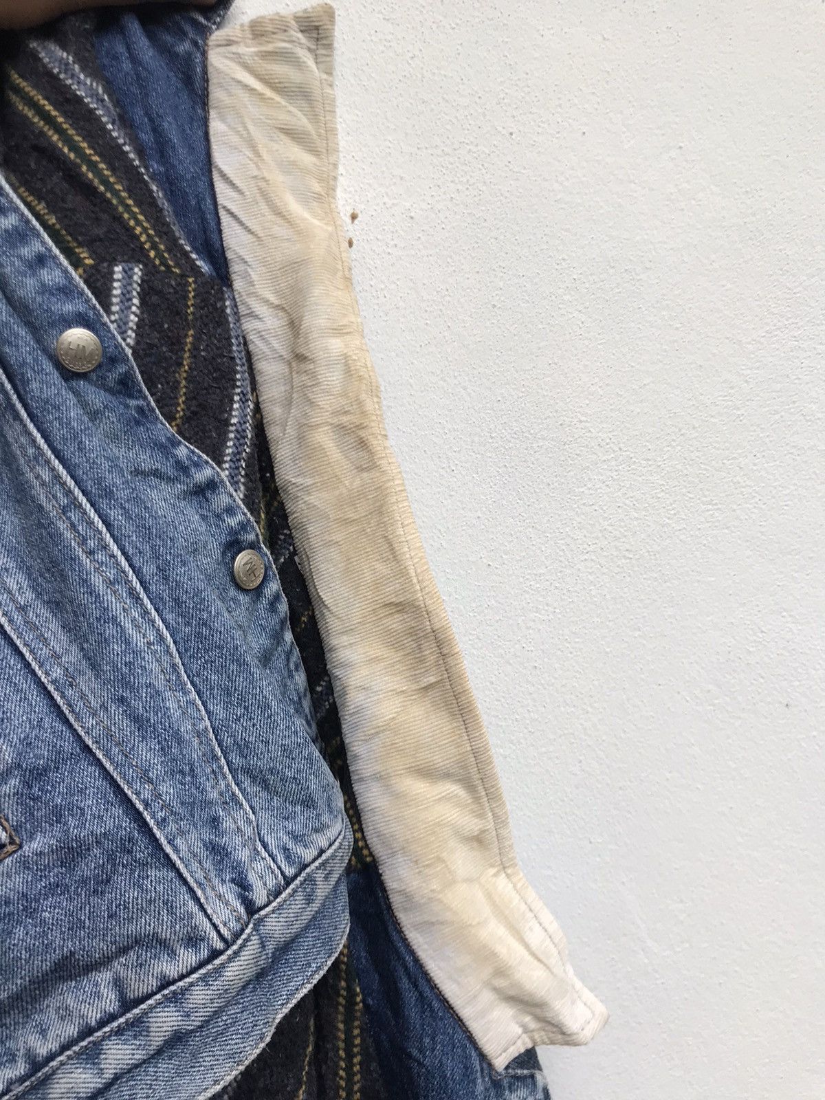 Japanese Brand × Vintage Vintage The New Classic Western Blanket Trucker Denim Jacket Size US L / EU 52-54 / 3 - 24 Thumbnail