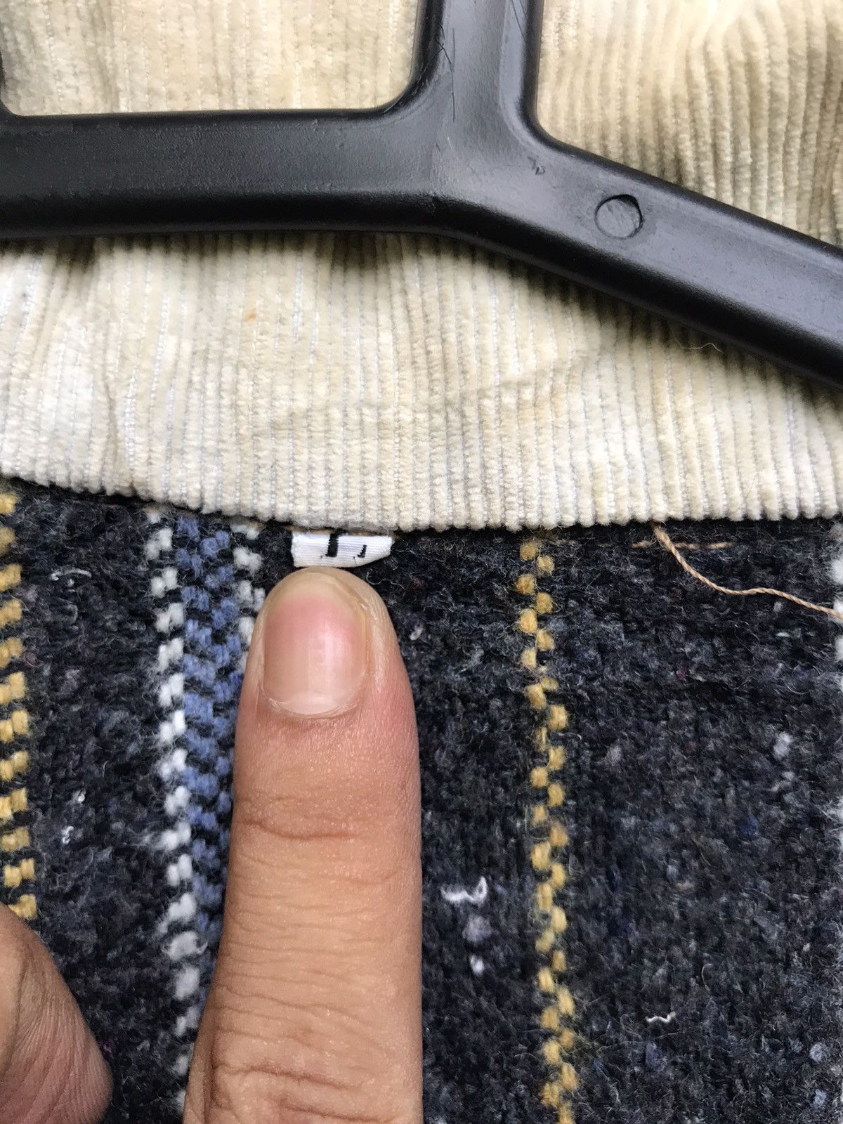 Japanese Brand × Vintage Vintage The New Classic Western Blanket Trucker Denim Jacket Size US L / EU 52-54 / 3 - 22 Thumbnail