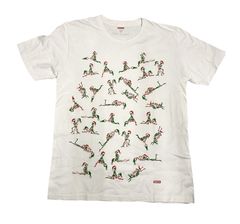 Supreme 2017 store christmas tee