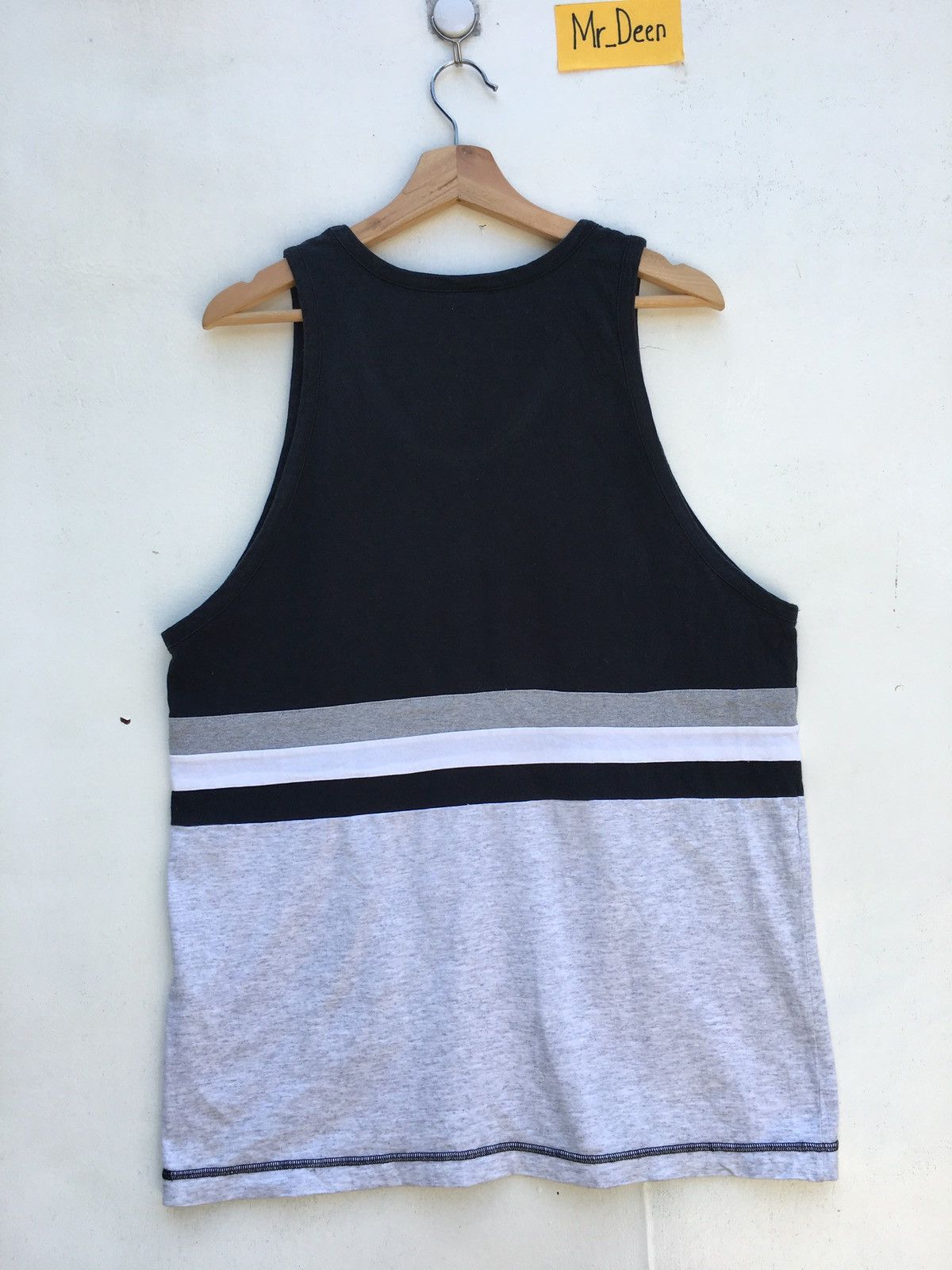 Ellesse Vintage Ellesse Sleveless Top Sportswear Size US M / EU 48-50 / 2 - 22 Thumbnail