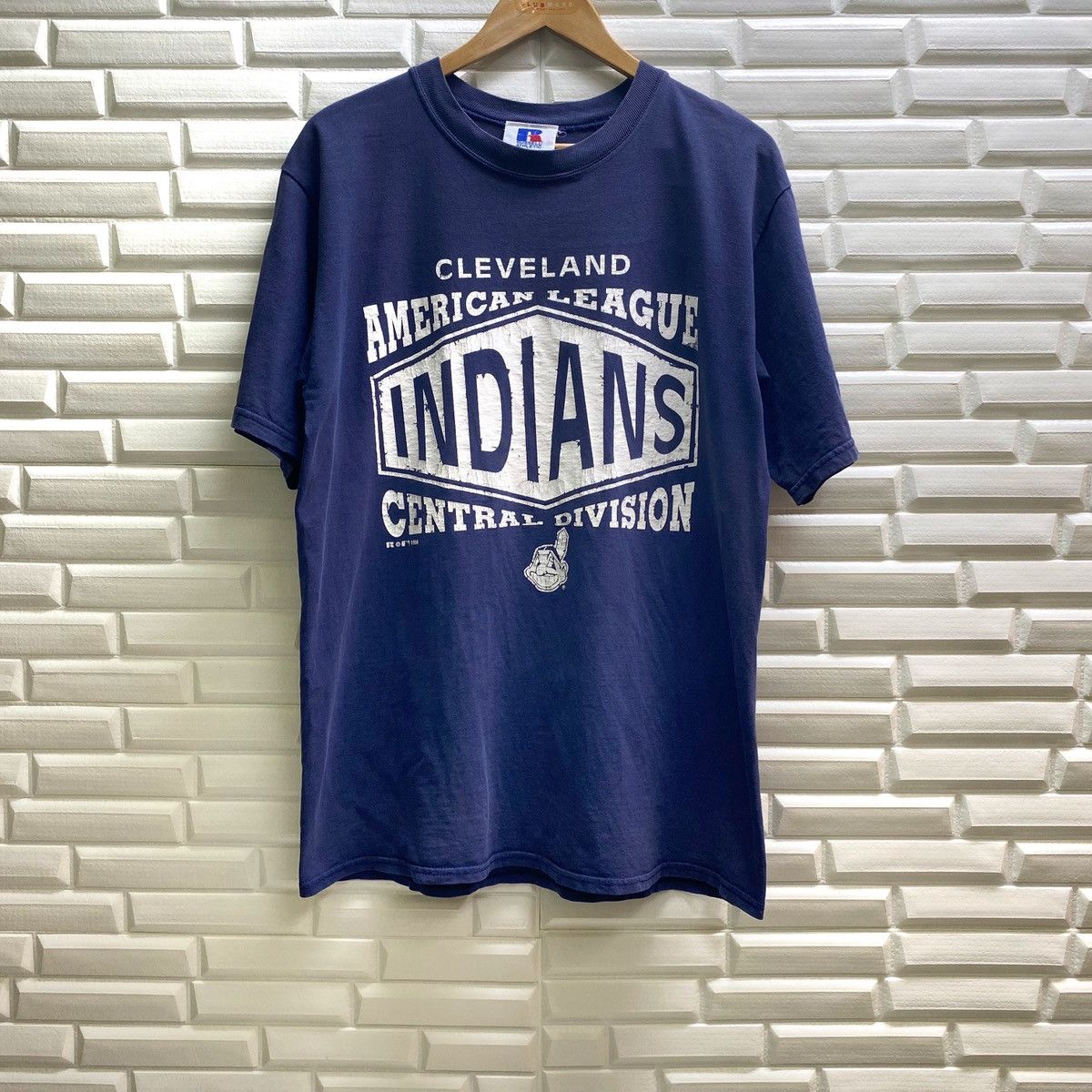 Vintage Cleveland indians MLB american baseball tshirt