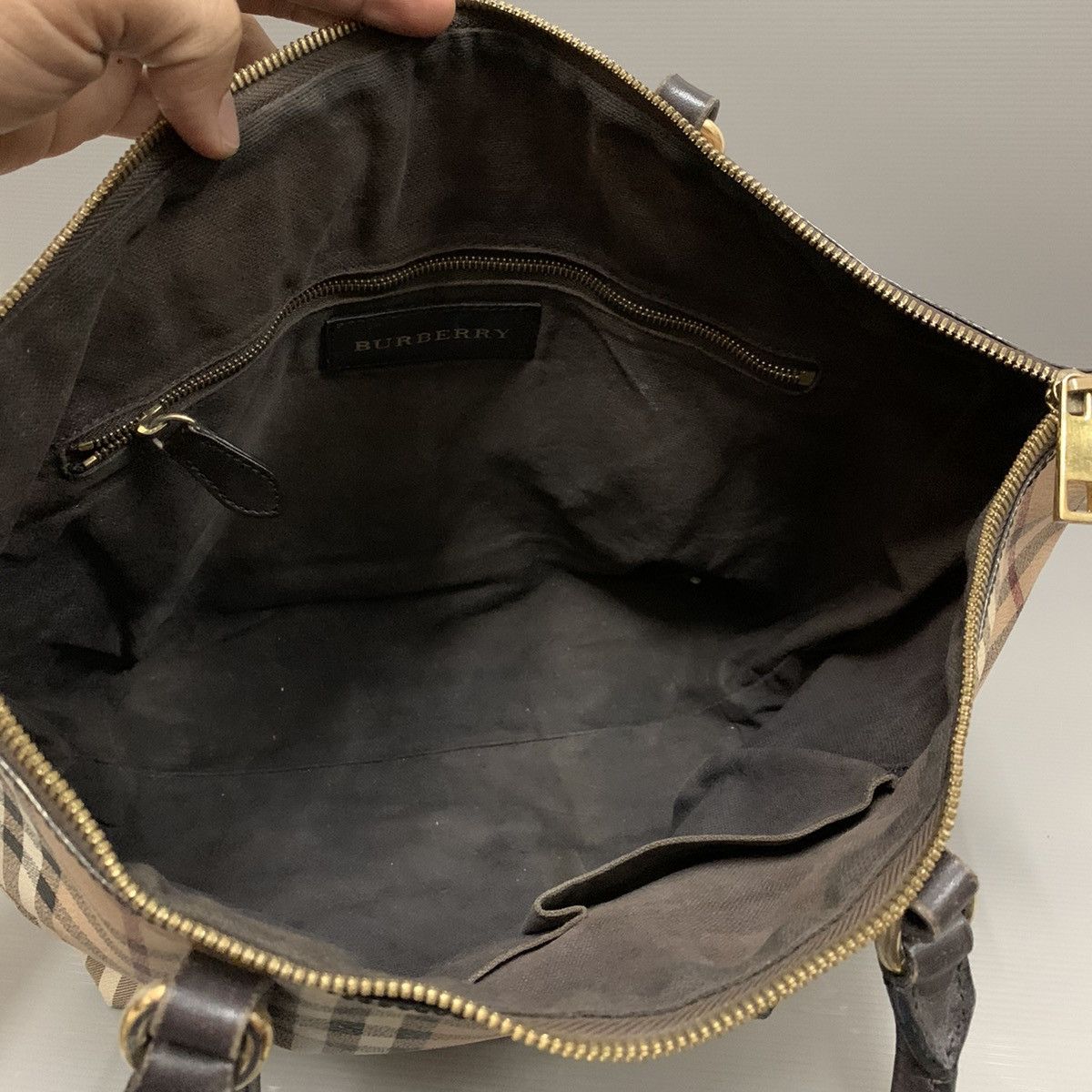 Burberry Burberry Novacheck Tote Bag Size ONE SIZE - 10 Thumbnail