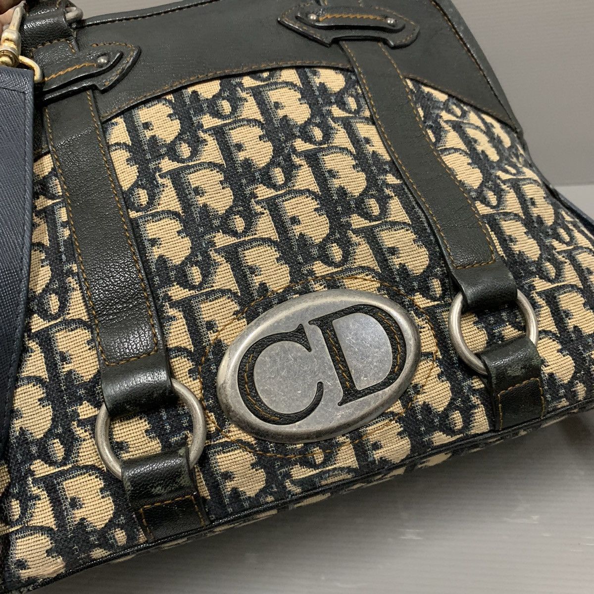Christian Dior Monsieur Authentic Christian Dior Monogram Alma Bag Size ONE SIZE - 11 Thumbnail