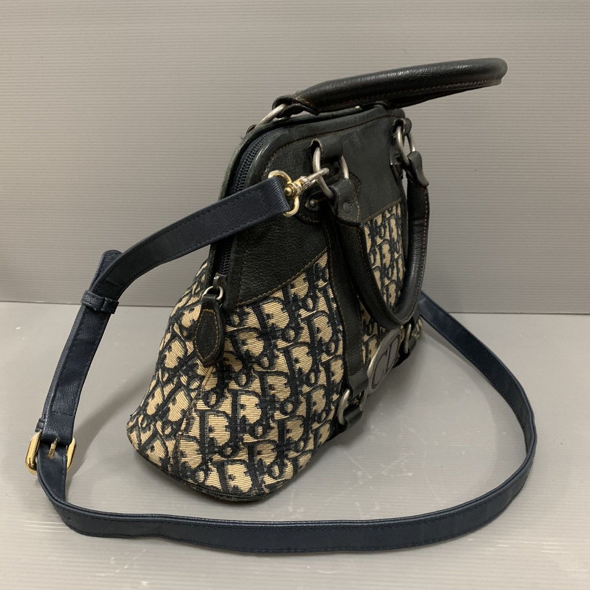 Christian Dior Monsieur Authentic Christian Dior Monogram Alma Bag Size ONE SIZE - 4 Thumbnail