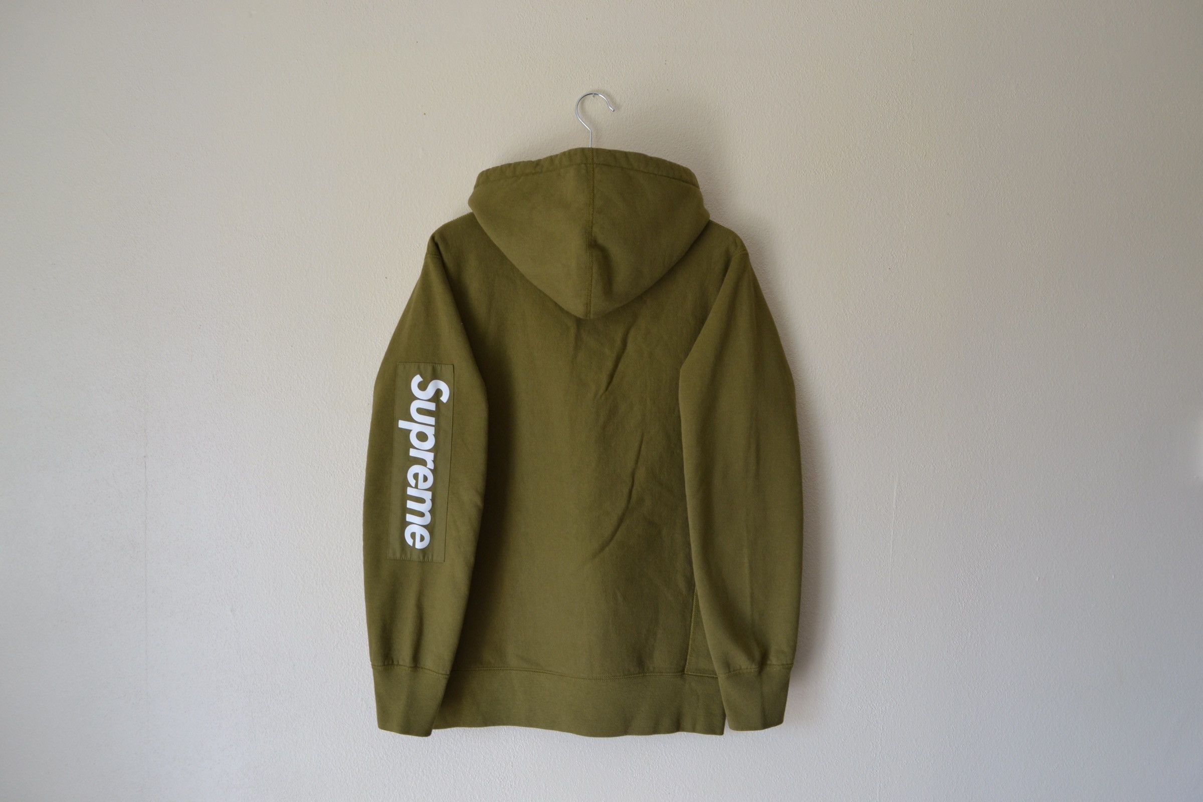 Supreme Sleeve Patch Hooded Sweatshirt | Grailed