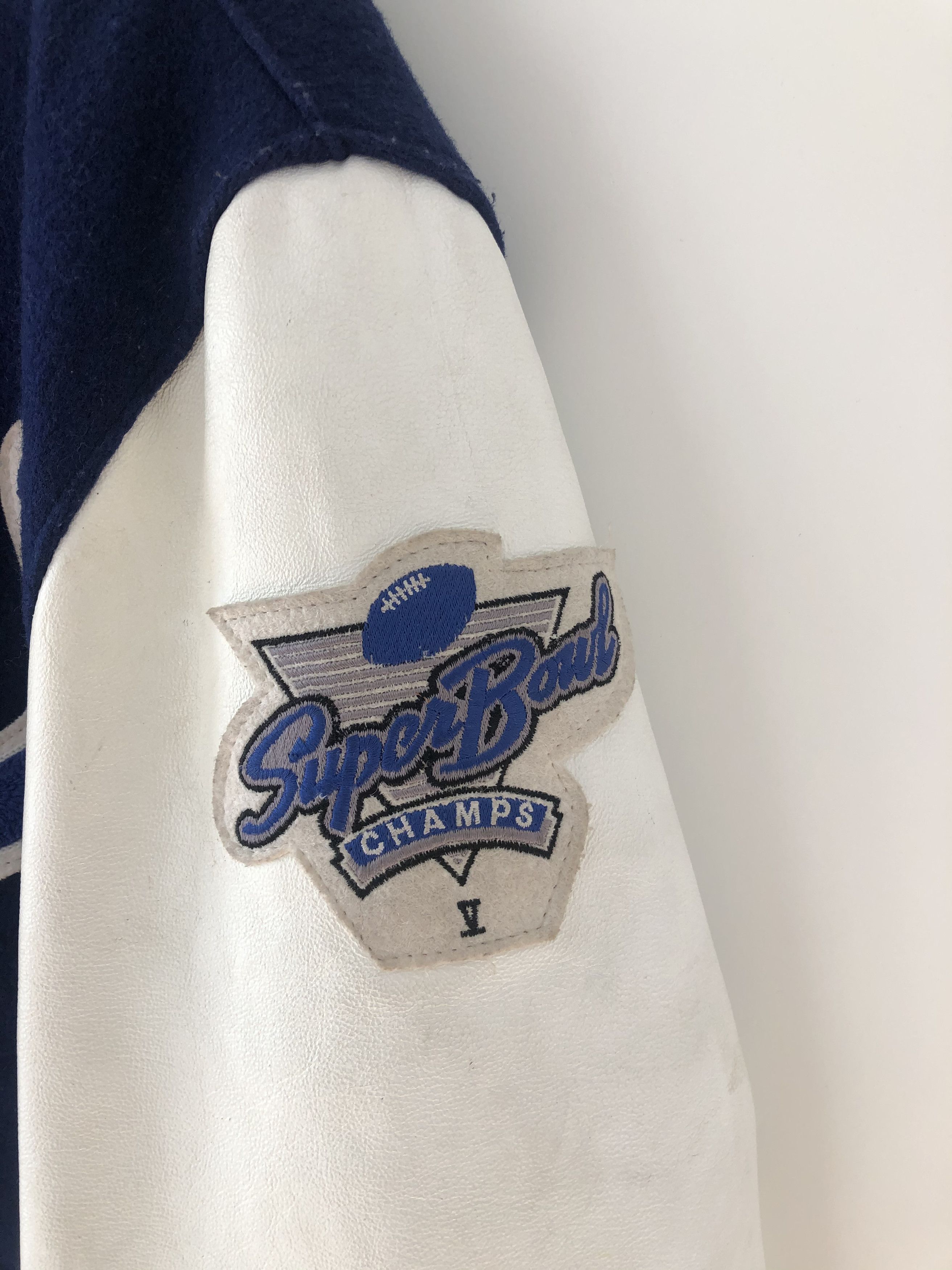 Vintage Indianapolis Colts Authentic 1971 Leather Jacket Size US S / EU 44-46 / 1 - 3 Thumbnail