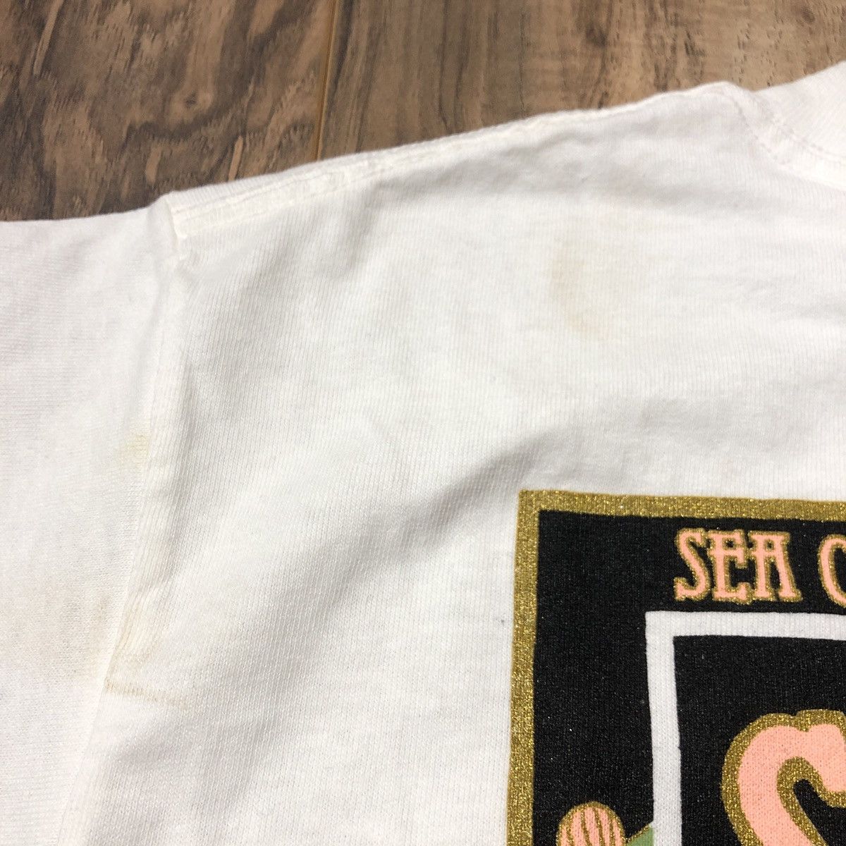 Vintage Vintage Sun Lover Sea Otter animal art single stitch t-shirt Size US L / EU 52-54 / 3 - 5 Thumbnail