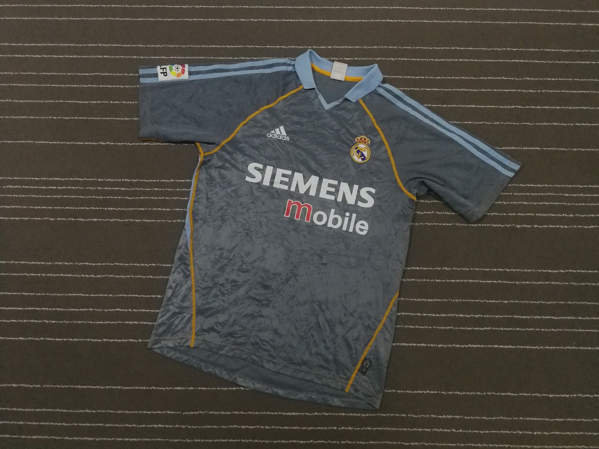 Real Madrid Siemens Jersey | Grailed