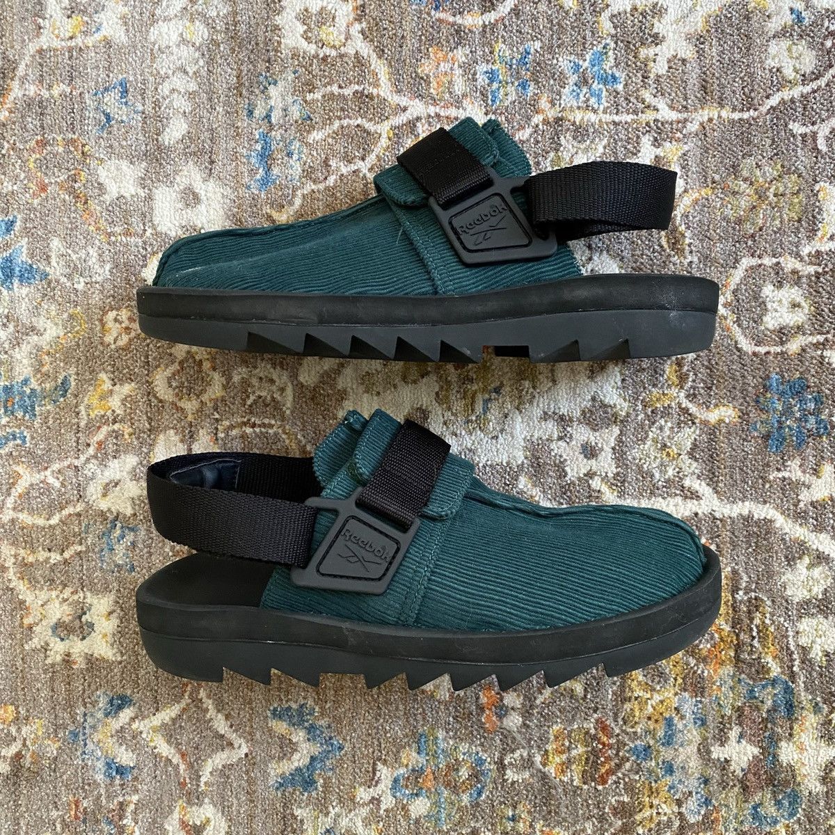 Reebok Beatnik Sandal Green Corduroy | Grailed display picture 1
