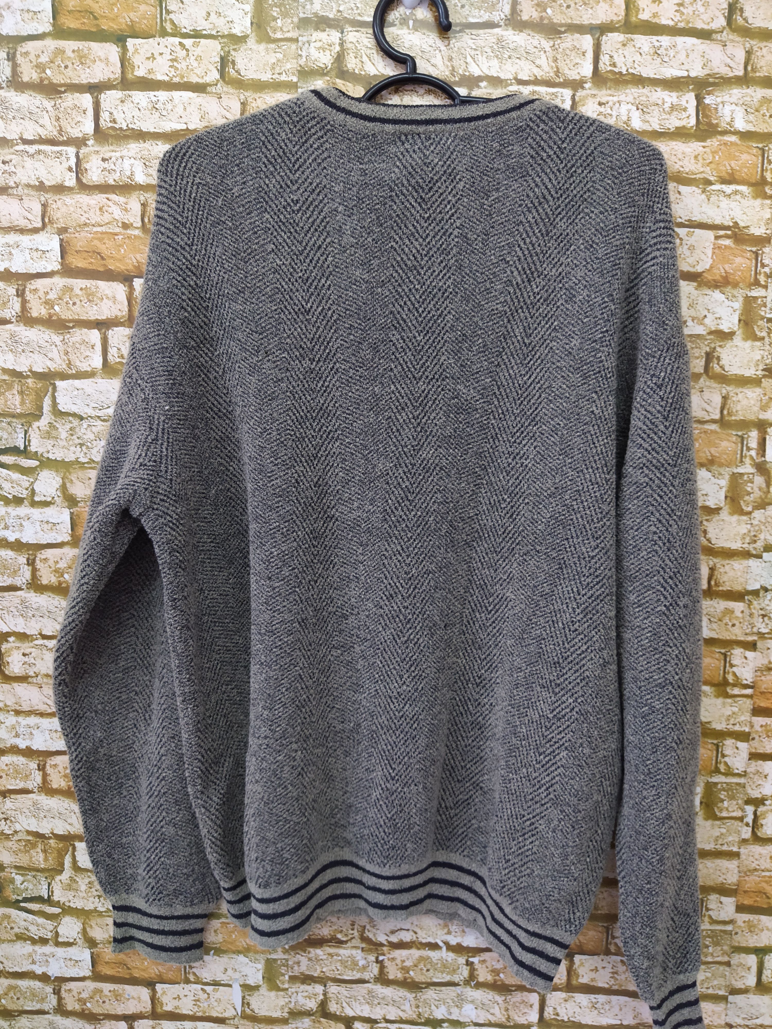 Fendi FENDI UOMO KNITWEAR (B702) Size US XL / EU 56 / 4 - 6 Thumbnail