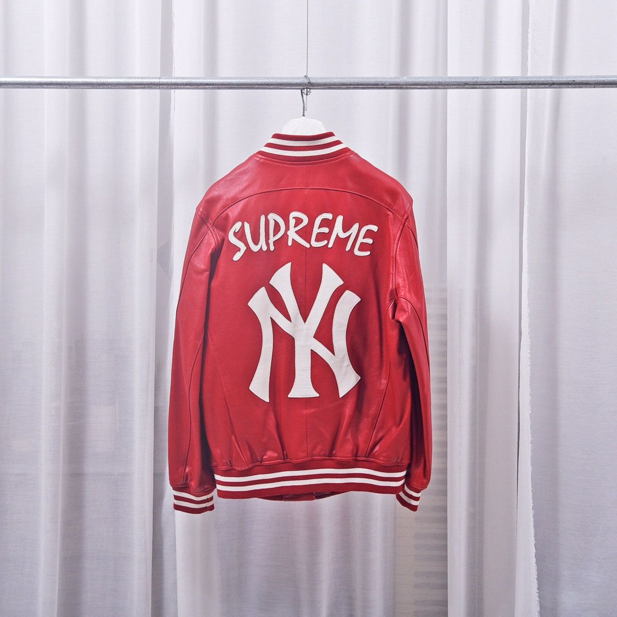 New York Yankees × Supreme Supreme x NewYork Yankee leather jacket Size US L / EU 52-54 / 3 - 8 Thumbnail