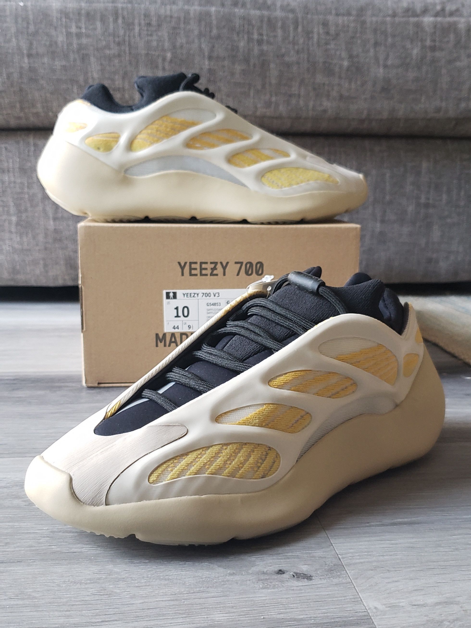 Yeezy on sale 700 grailed