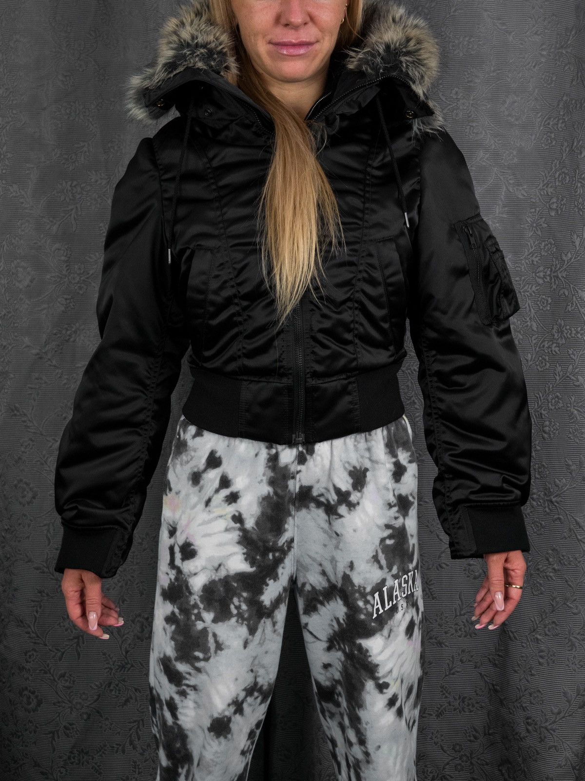 Adidas × Kanye West × Yeezy YEEZY SEASON 1 Short Fur Bomber Jacket Utility Size US XXS / EU 40 - 12 Thumbnail