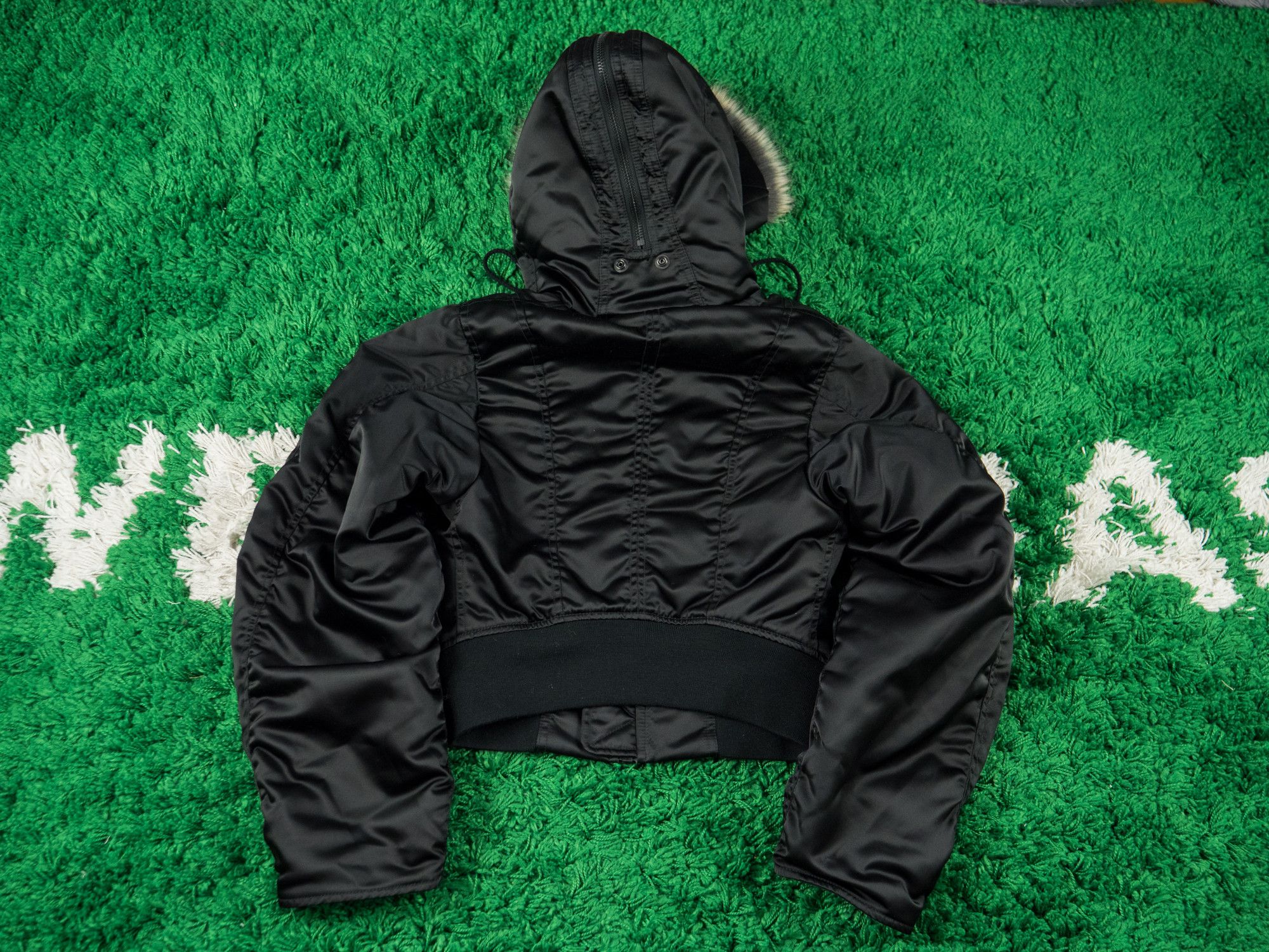 Adidas × Kanye West × Yeezy YEEZY SEASON 1 Short Fur Bomber Jacket Utility Size US XXS / EU 40 - 11 Thumbnail
