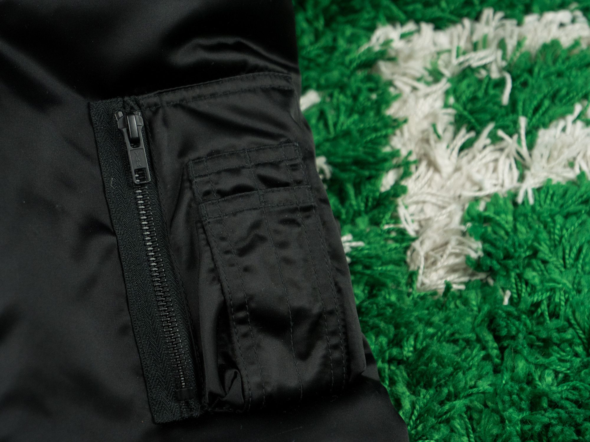 Adidas × Kanye West × Yeezy YEEZY SEASON 1 Short Fur Bomber Jacket Utility Size US XXS / EU 40 - 8 Thumbnail
