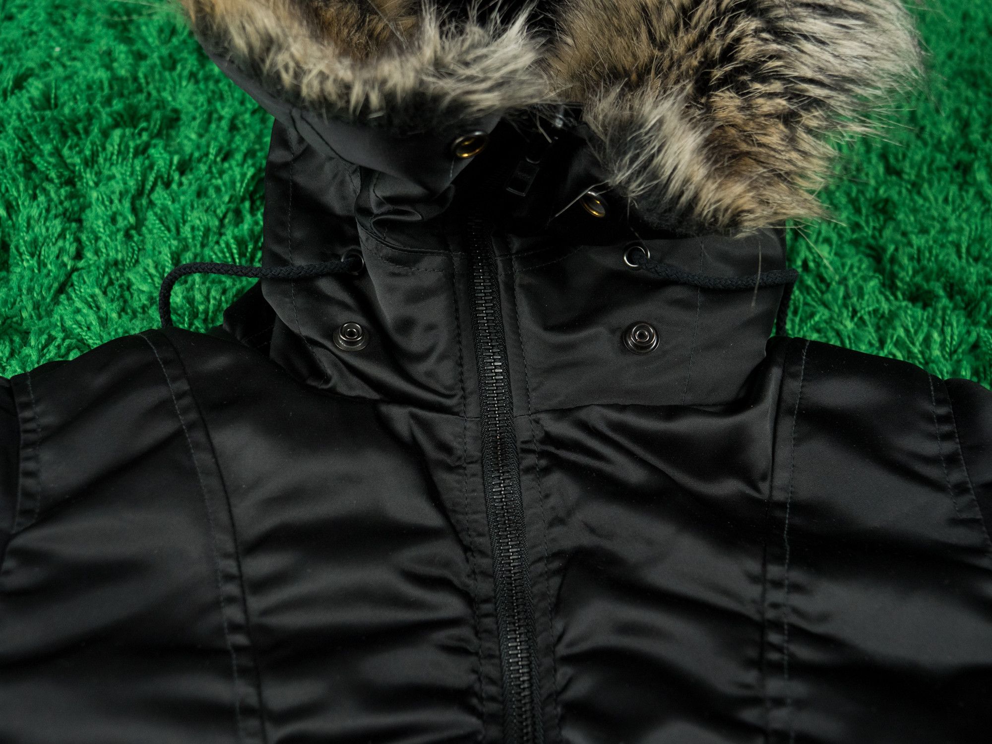 Adidas × Kanye West × Yeezy YEEZY SEASON 1 Short Fur Bomber Jacket Utility Size US XXS / EU 40 - 10 Thumbnail