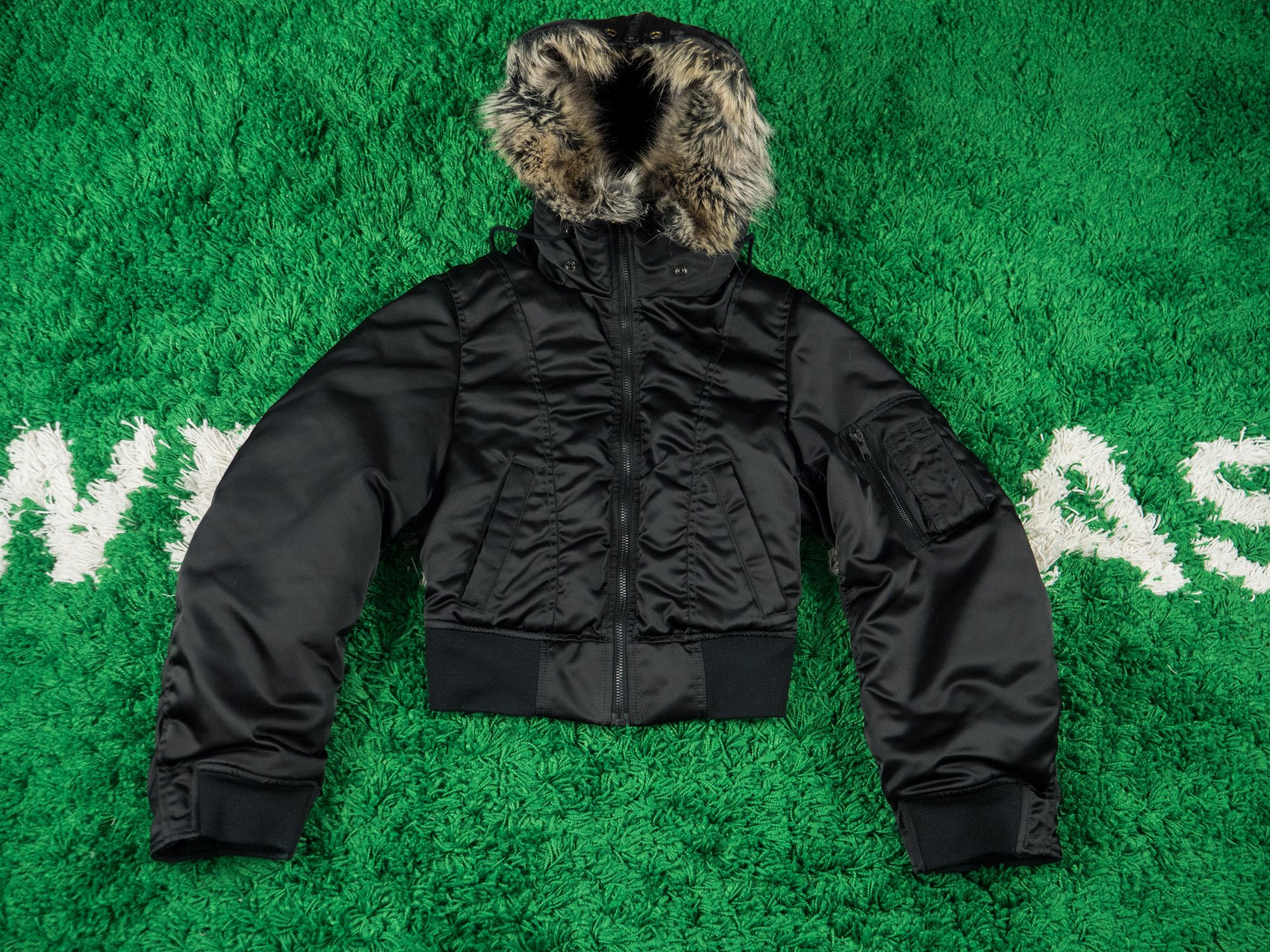 Adidas × Kanye West × Yeezy YEEZY SEASON 1 Short Fur Bomber Jacket Utility Size US XXS / EU 40 - 9 Thumbnail