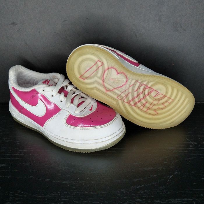Nike Air Force 1s Valentines Day Love Letter White And Pink Color Size 10.5  RARE