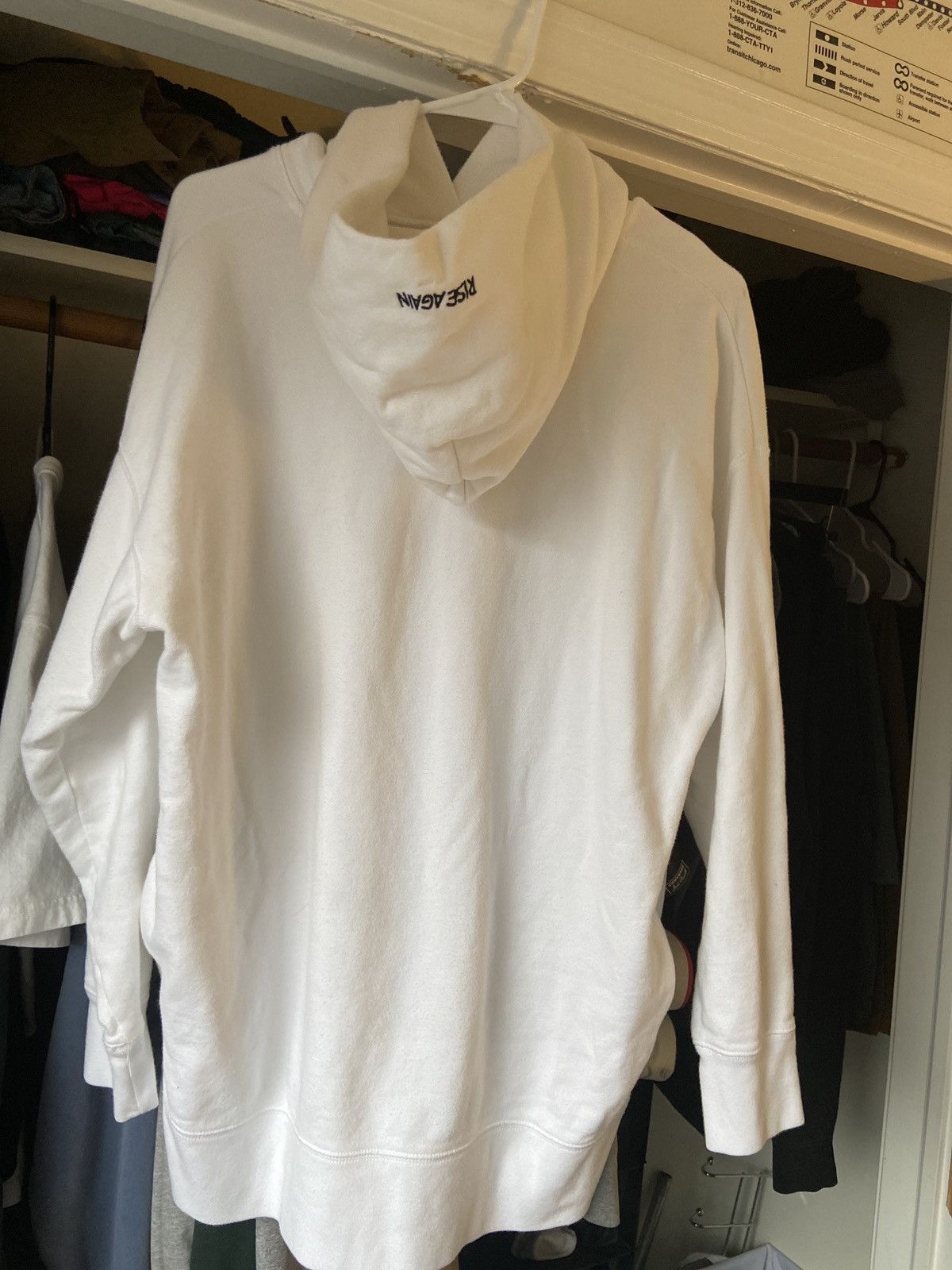 トップス NOICE X VERDY VICK SWEATSHIRT - WHITE VERDY x NOICE Vick Sweatshirt 