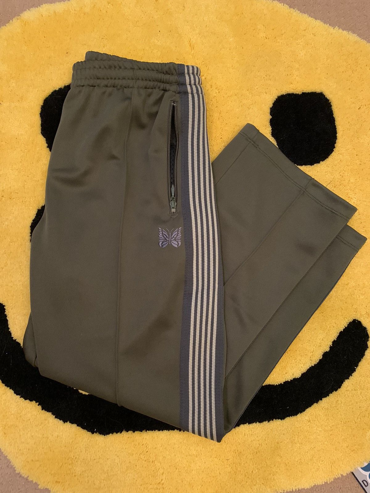 Needles Narrow track pant olive