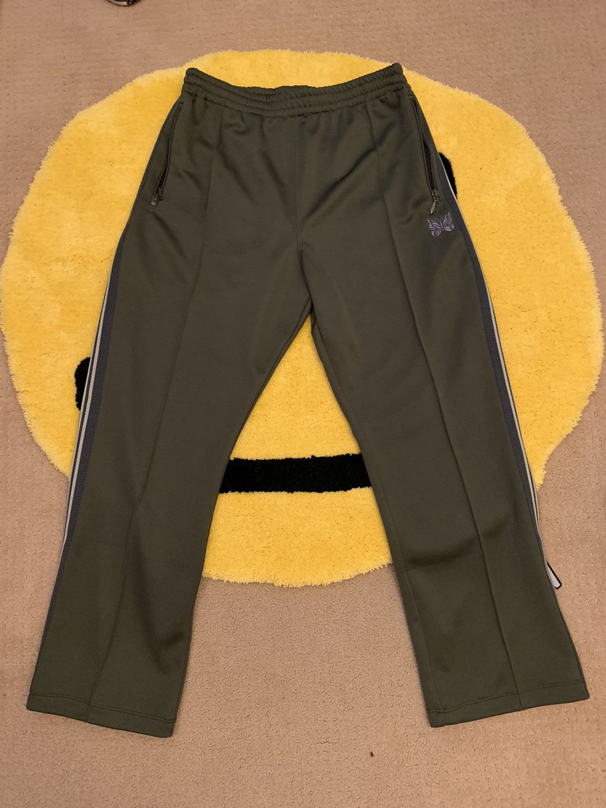 Needles Narrow track pant olive