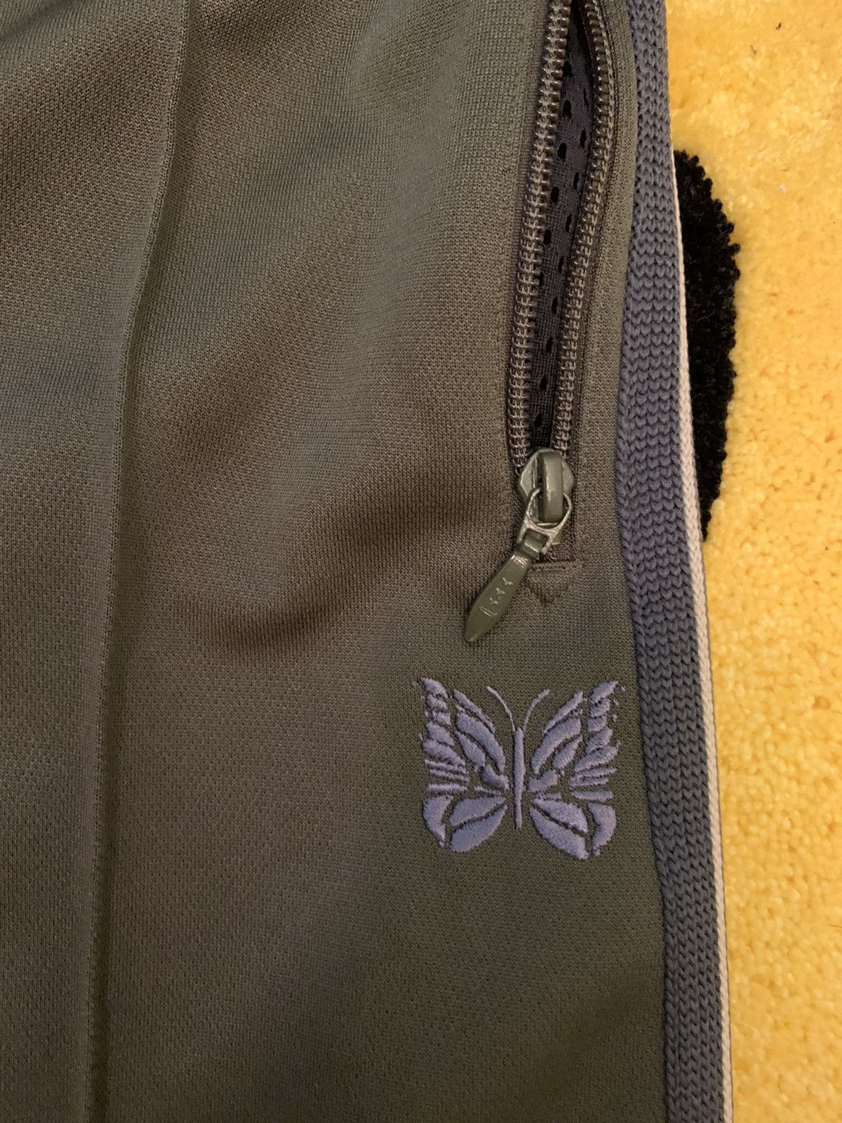 Needles Narrow track pant olive