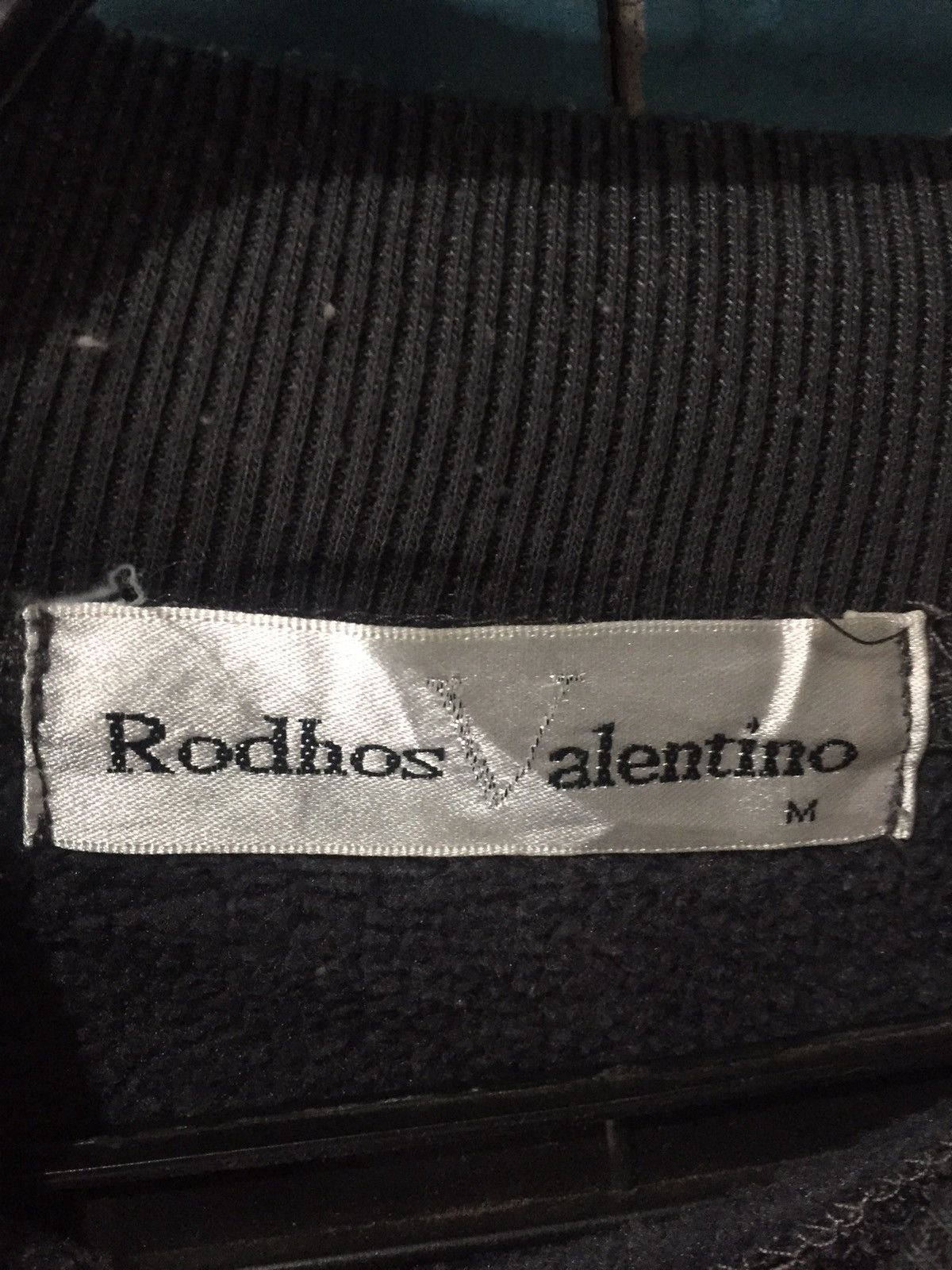 Vintage Rodhos Valentino crewneck Size US M / EU 48-50 / 2 - 6 Thumbnail